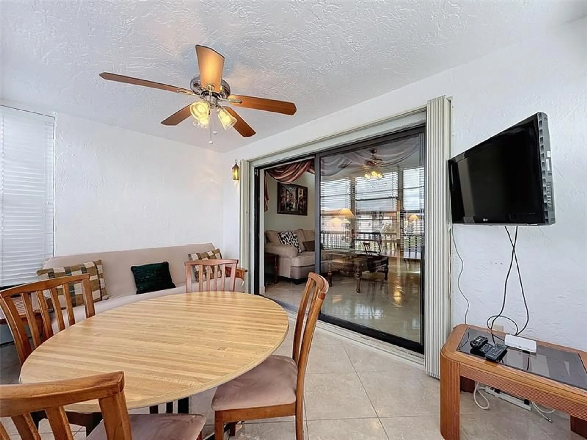 Property Slideshow image 49 of 62 | 4930 e sabal palm blvd 301, Tamarac, FL, 33319