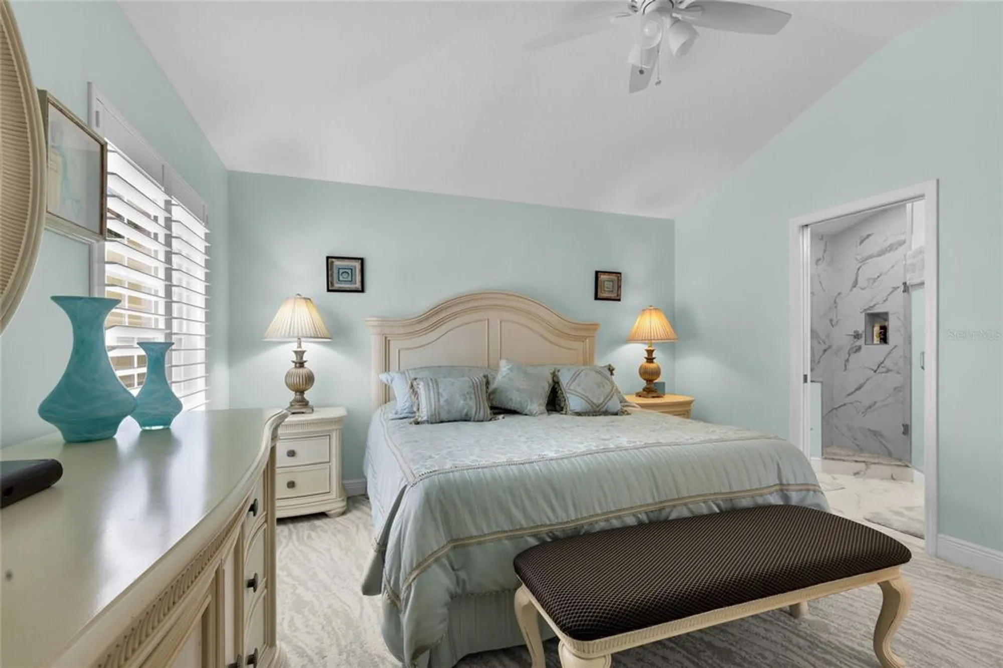 Property Slideshow image 16 of 45 | 916 medira dr, Lady Lake, FL, 32159