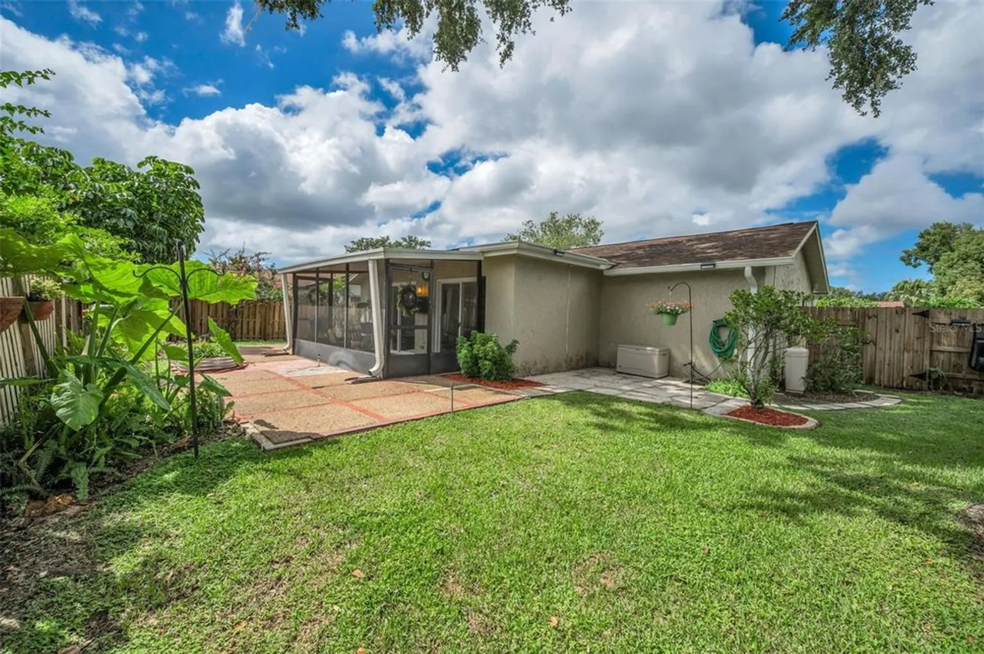 Property Slideshow image 44 of 70 | 921 anchorage ln, Palm Harbor, FL, 34685