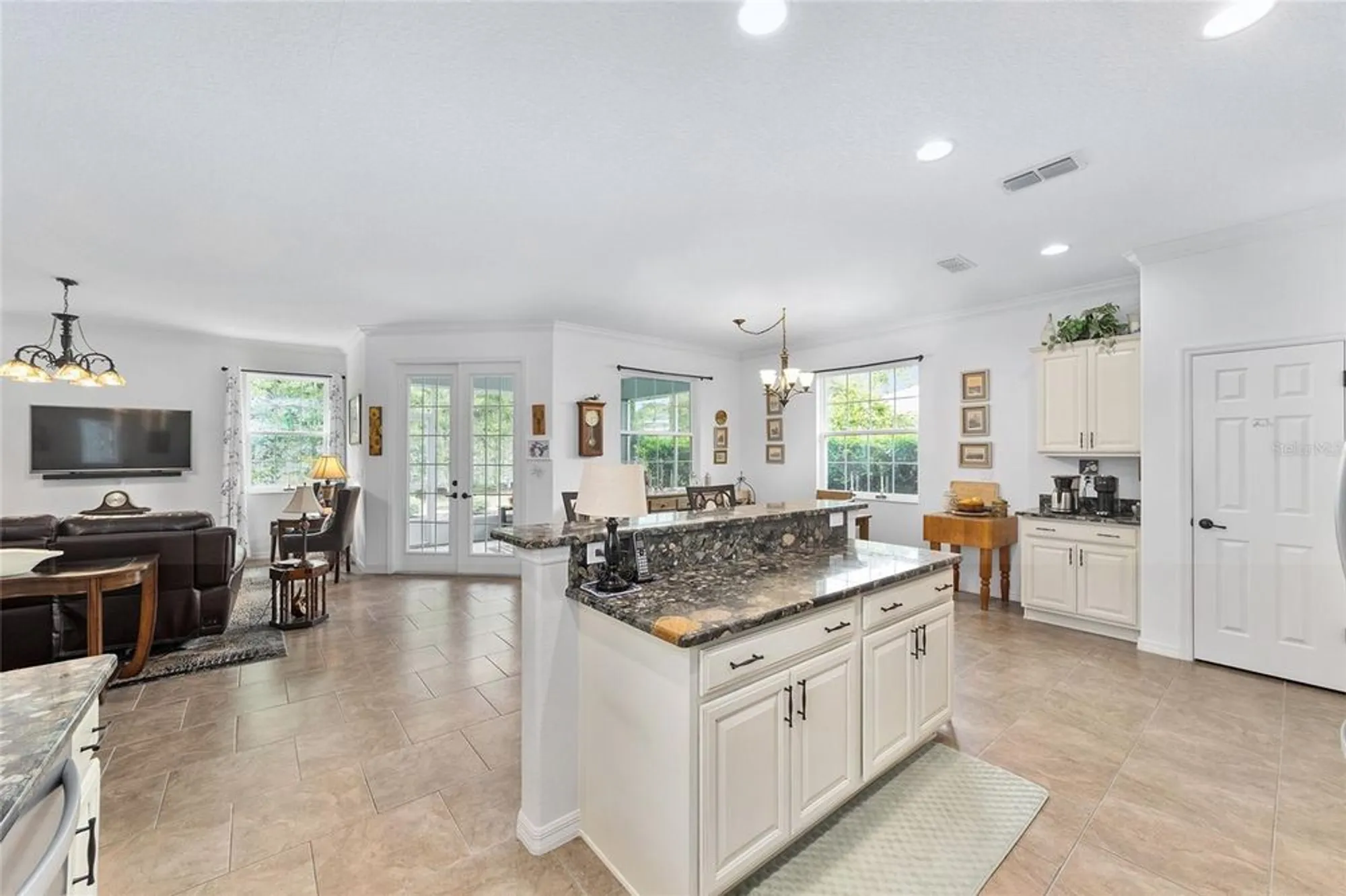 Property Slideshow image 18 of 38 | 8706 sw 88th pl, Ocala, FL, 34481