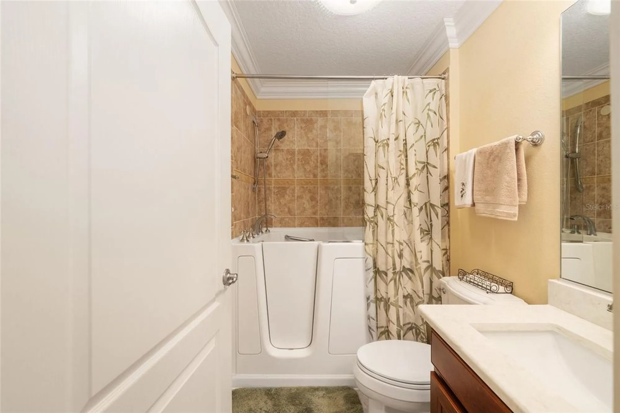Property Slideshow image 23 of 62 | 626 arcola ct, The Villages, FL, 32162