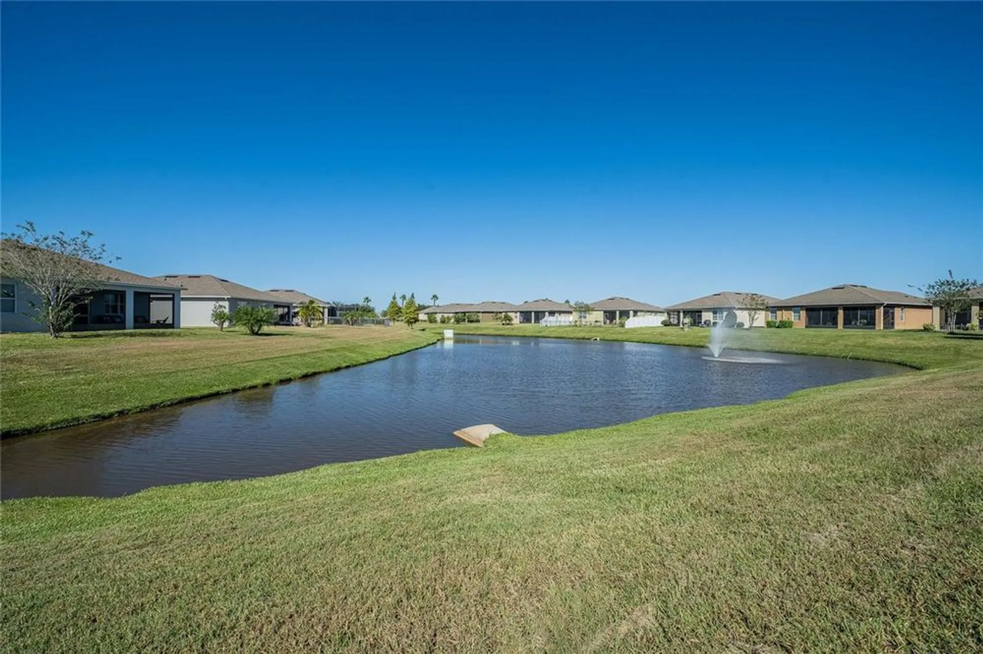 Property Slideshow image 19 of 52 | 2667 canyon crest dr, Lakeland, FL, 33811