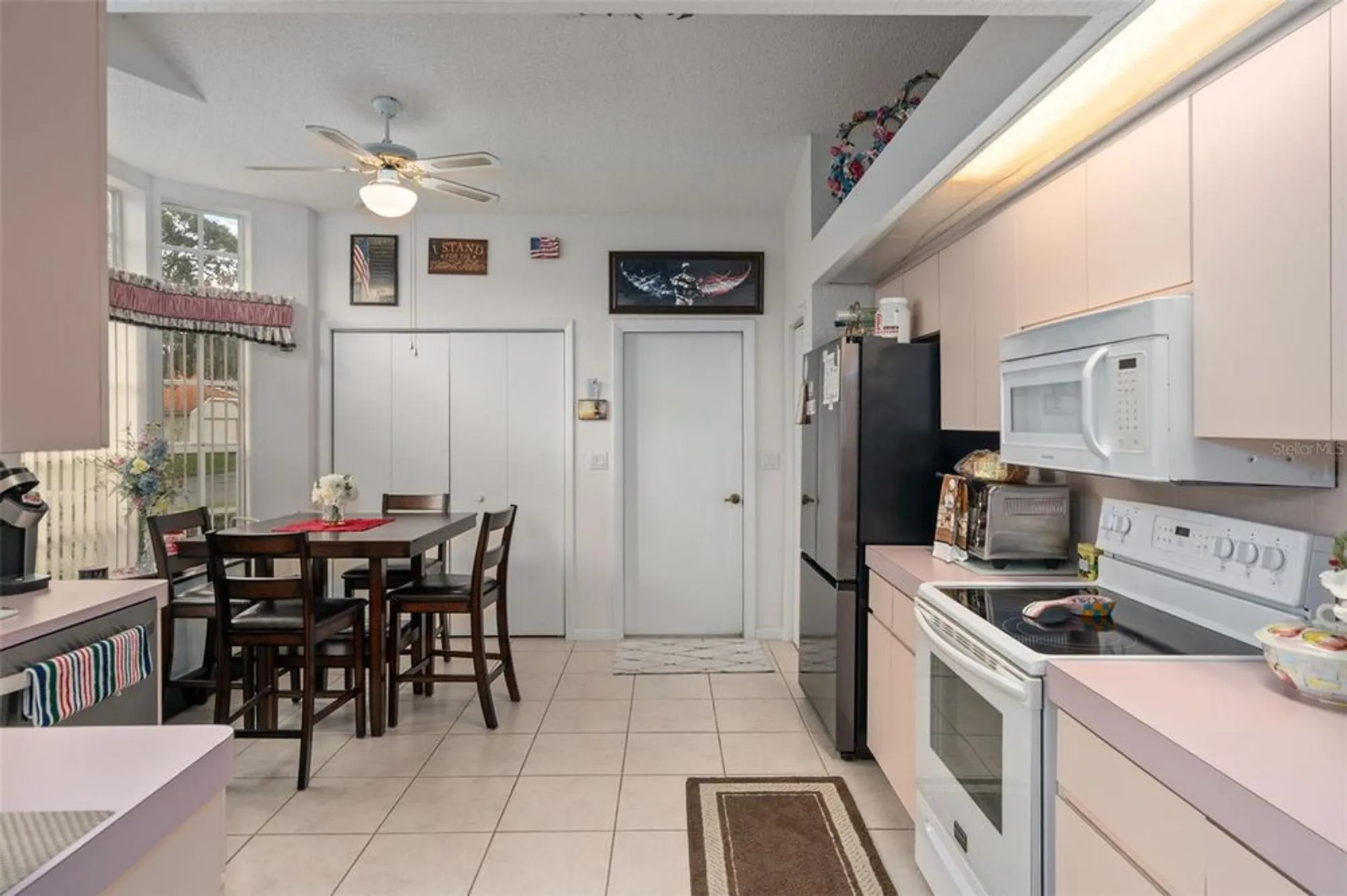 Property Slideshow image 12 of 46 | 9288 new orleans dr, Weeki Wachee, FL, 34613
