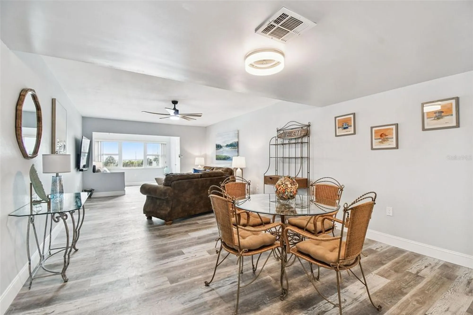 Property Slideshow image 12 of 59 | 8 glencoe pl 307, Dunedin, FL, 34698