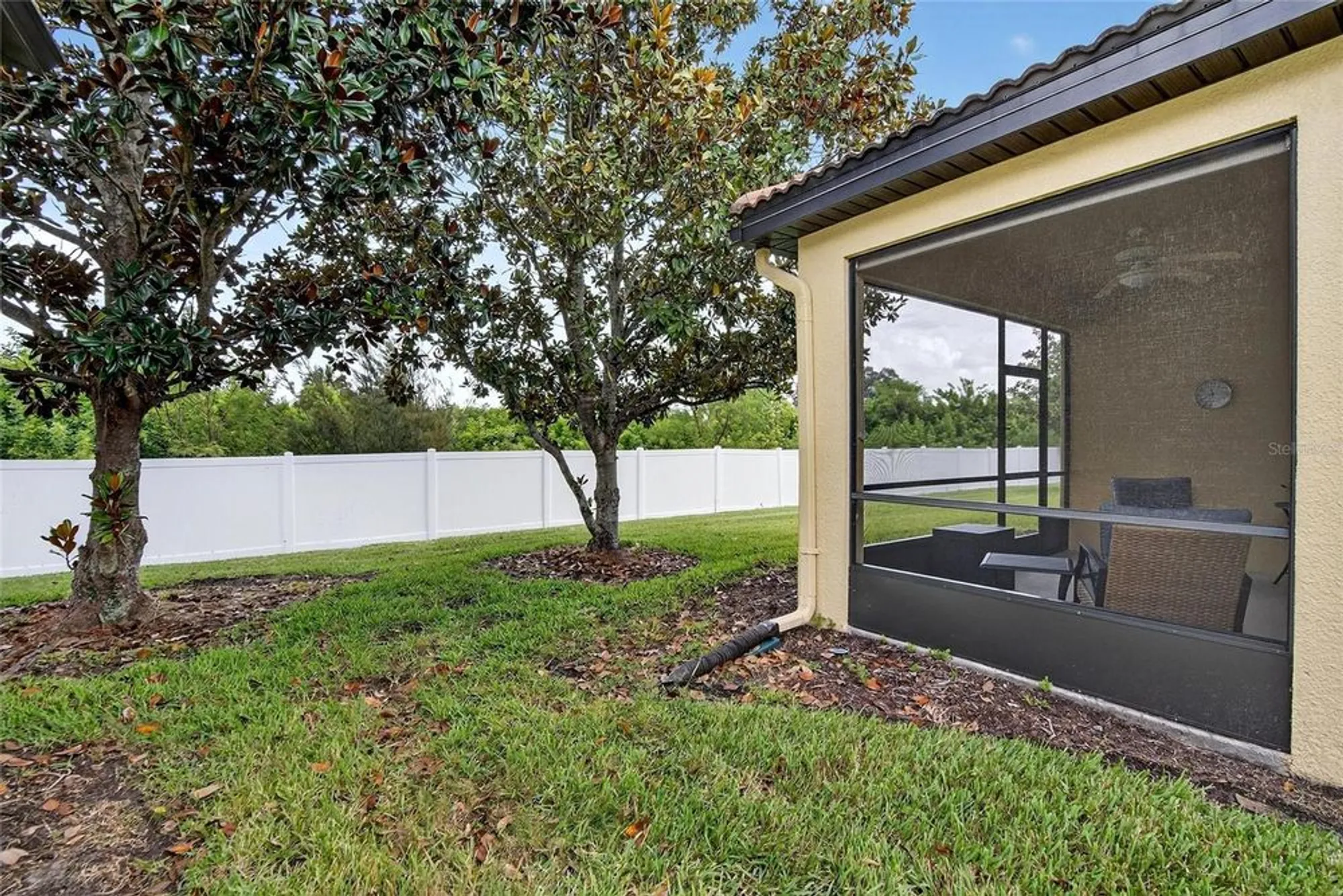 Property Slideshow image 45 of 58 | 307 bluewater falls ct, Apollo Beach, FL, 33572