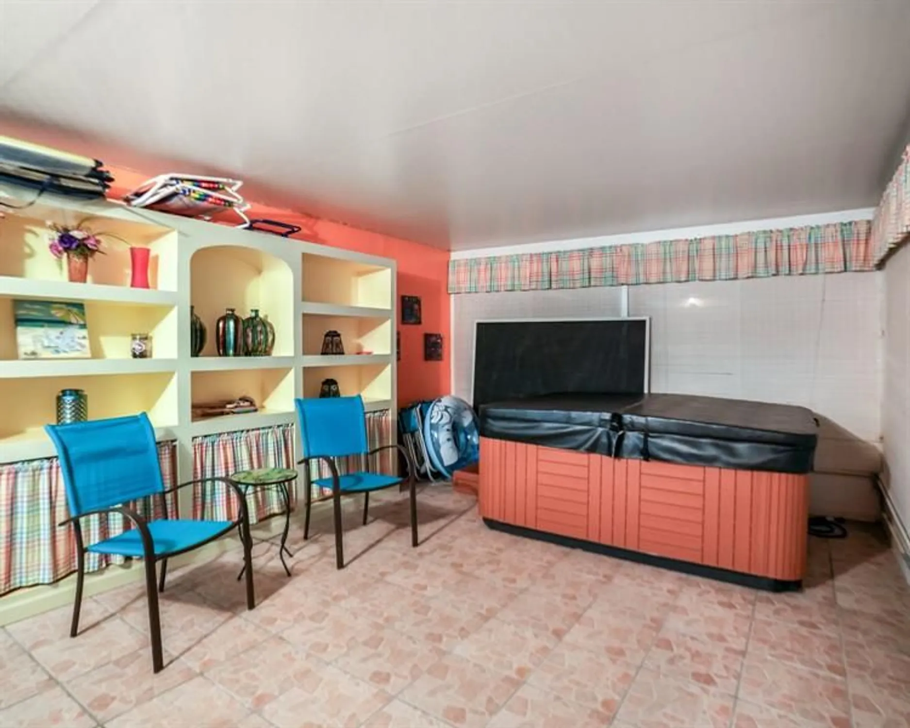 Property Slideshow image 12 of 42 | 4513 nw 43rd ter, Tamarac, FL, 33319