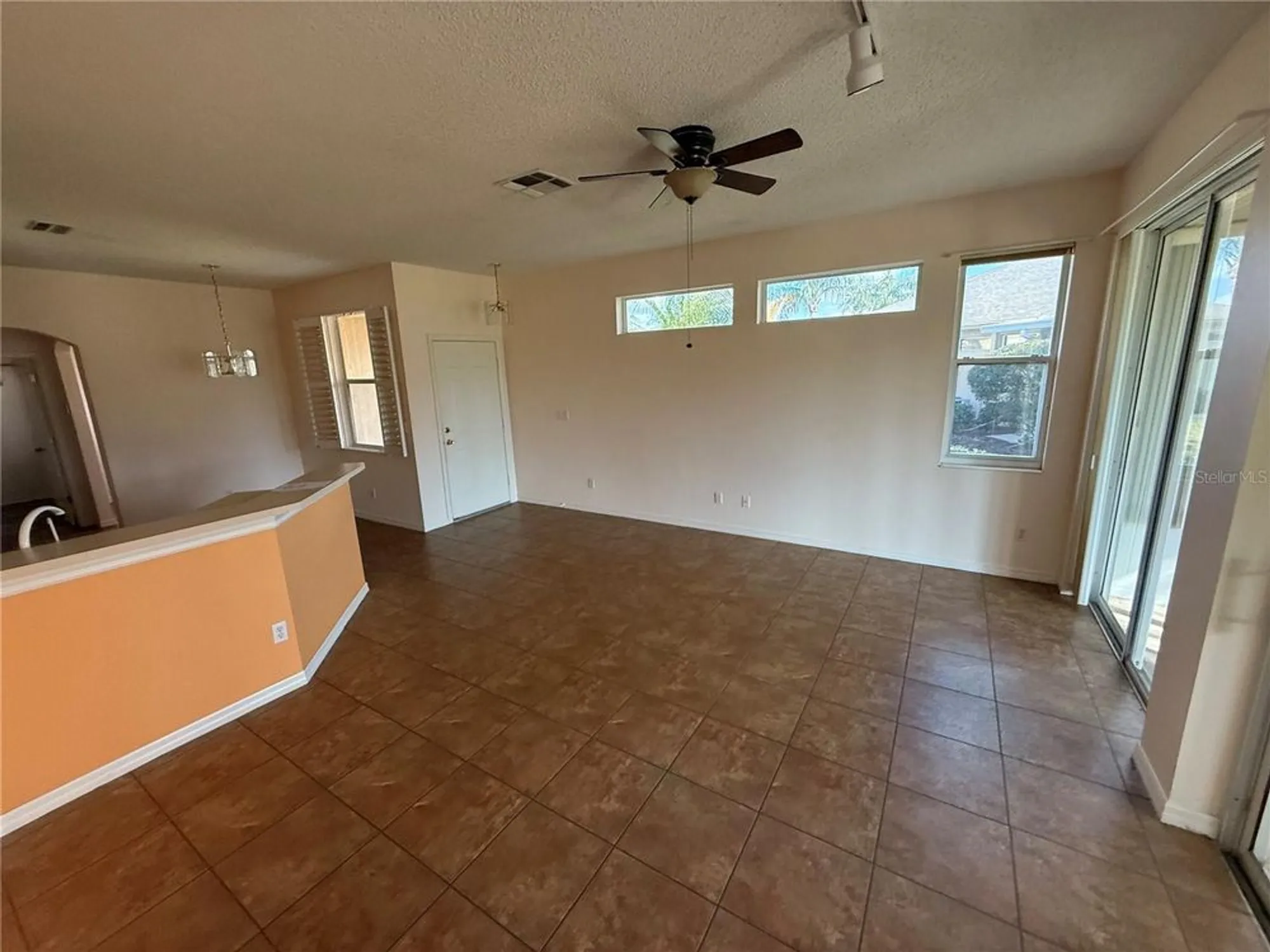 Property Slideshow image 7 of 23 | 2110 acadia greens dr # 61, Sun City Center, FL, 33573