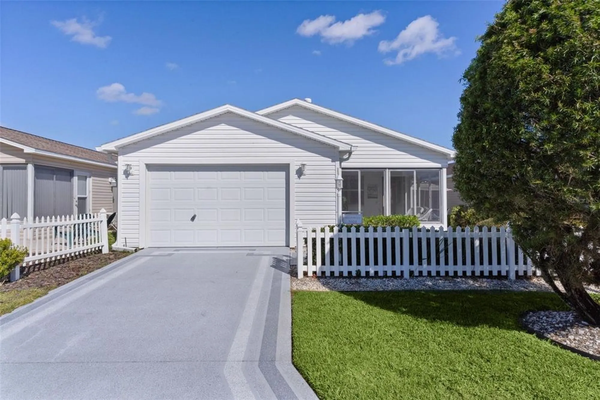 Property Slideshow image 32 of 35 | 3604 cambria cir, The Villages, FL, 32162