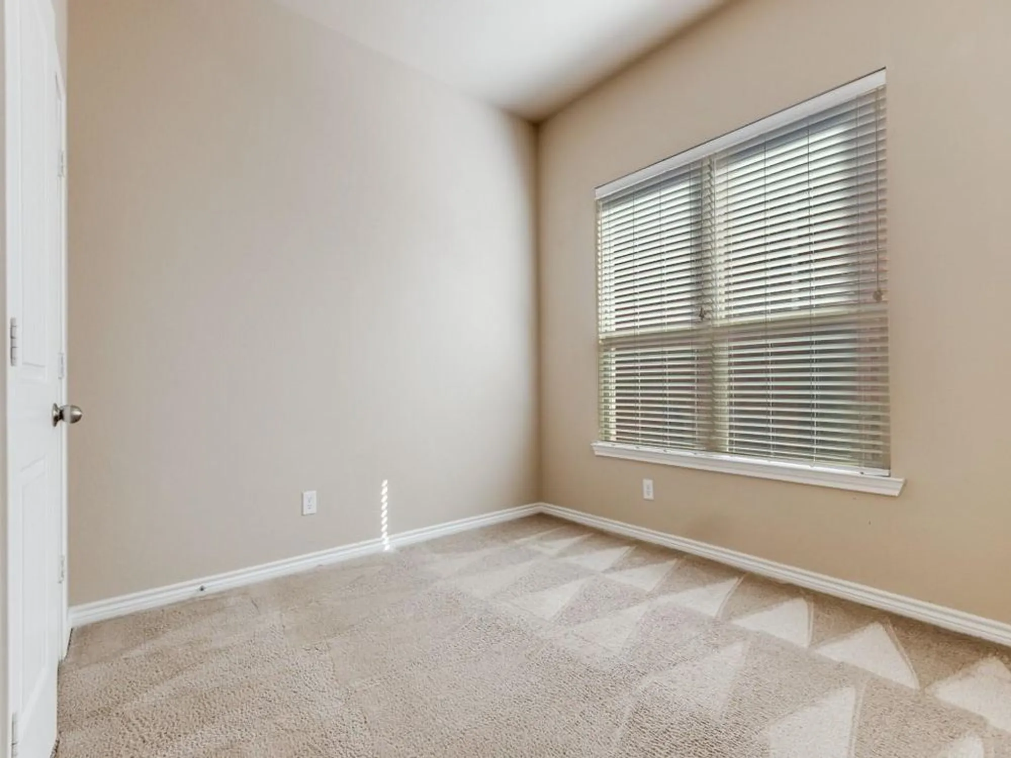 Property Slideshow image 30 of 32 | 1308 isabella ln, Savannah, TX, 76227