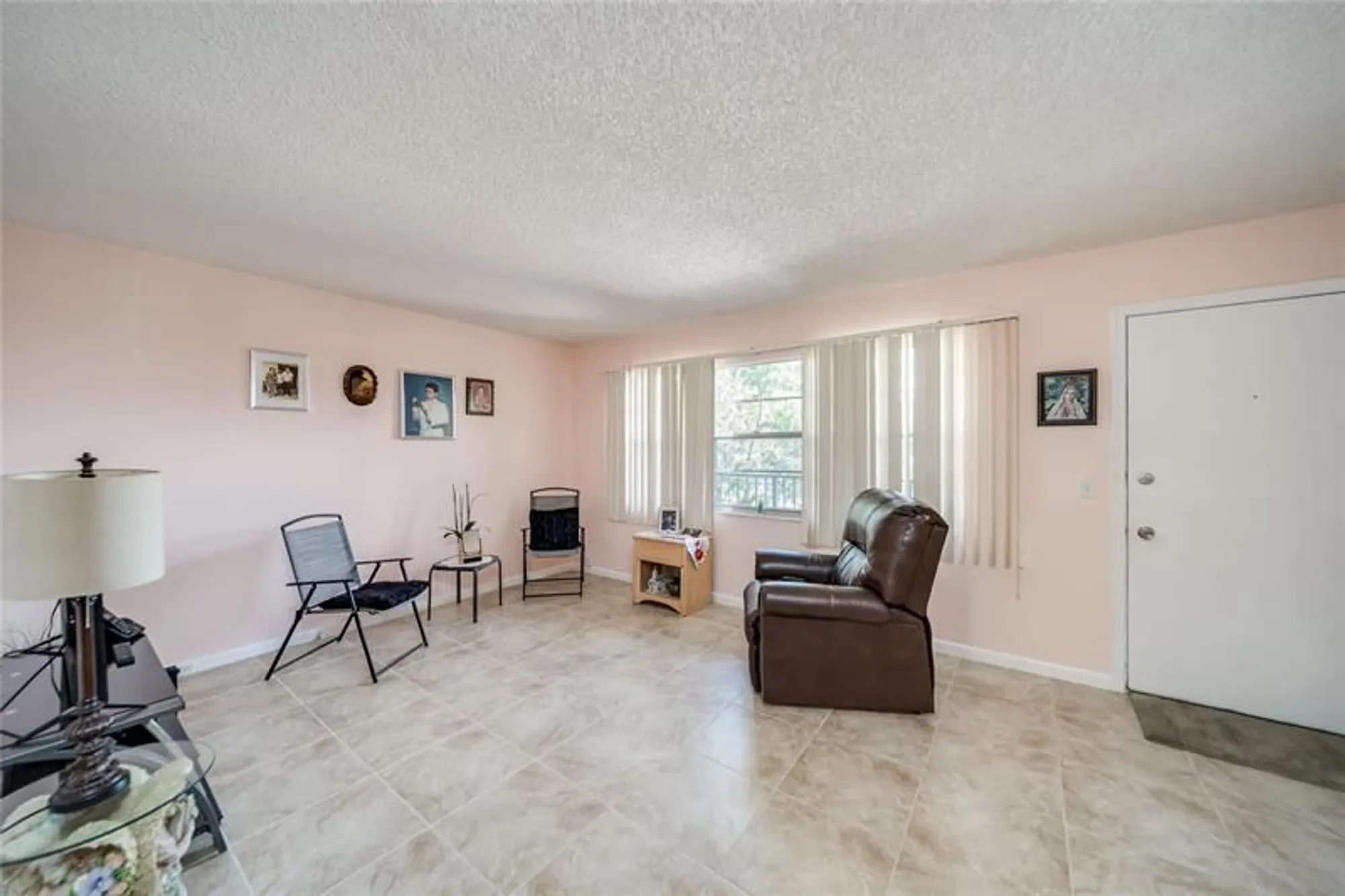 Property Slideshow image 25 of 44 | 13250 sw 7th ct 303l, Pembroke Pines, FL, 33027