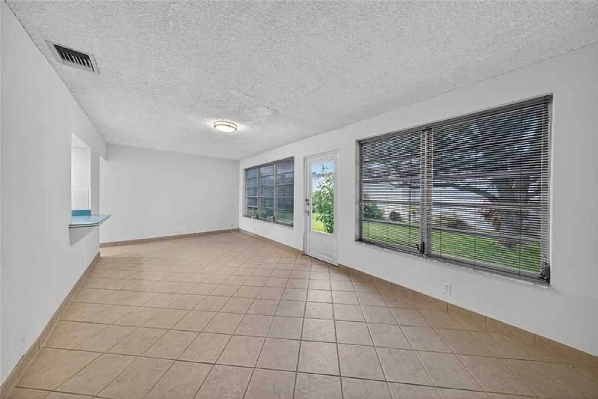 Property Slideshow image 41 of 67 | 2711 nw 4th ave, Pompano Beach, FL, 33064
