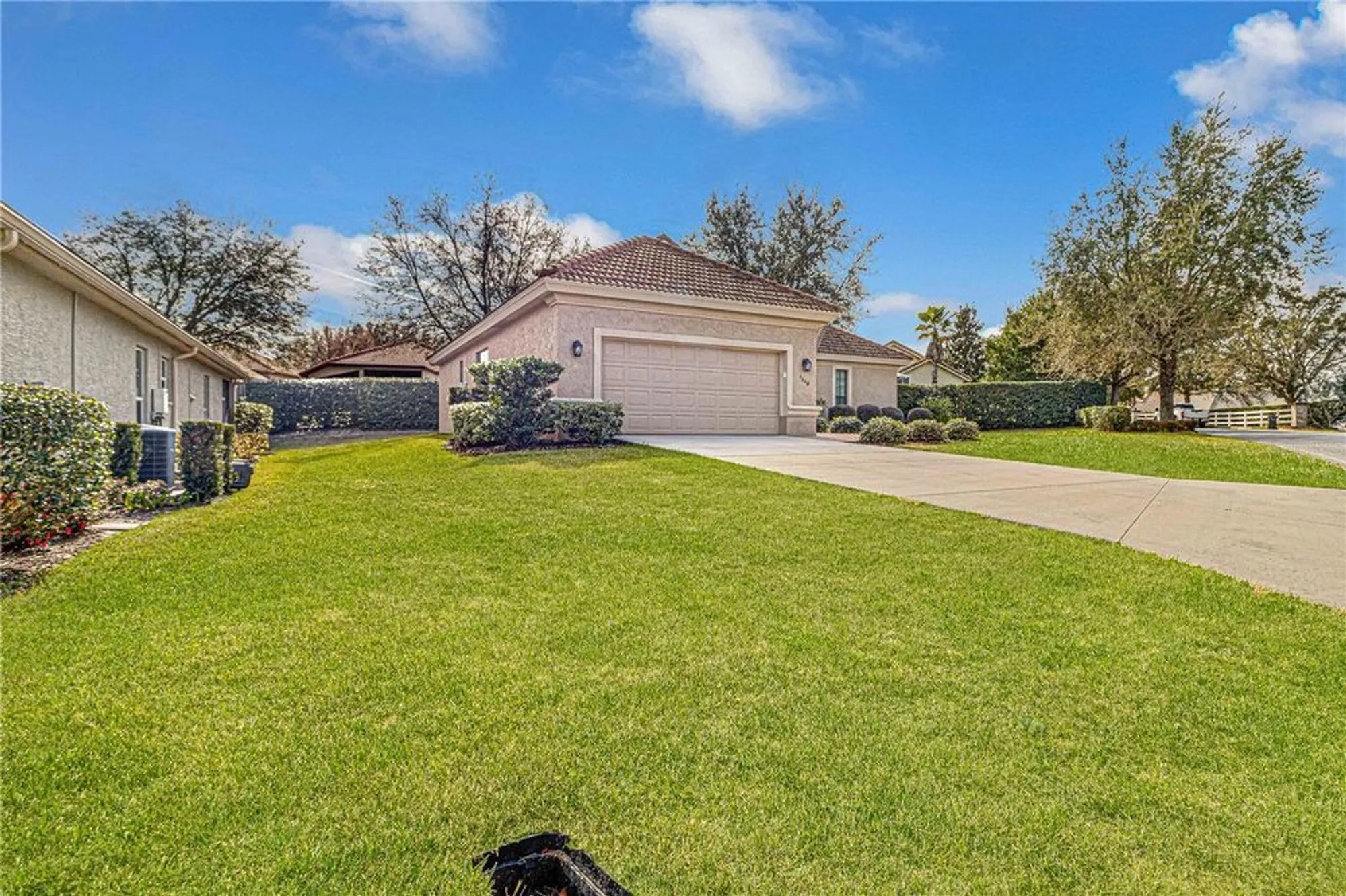 Property Slideshow image 2 of 35 | 1648 w skyview crossing dr, Hernando, FL, 34442