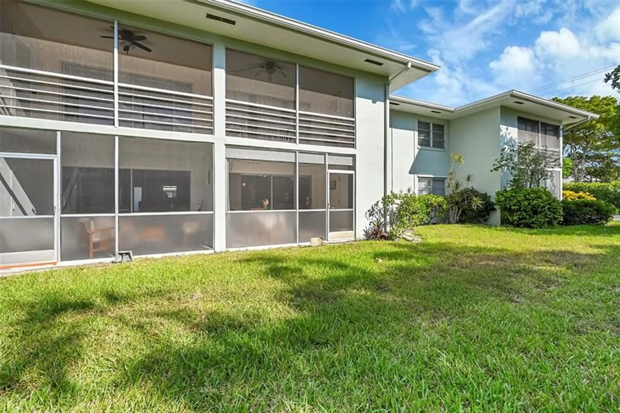 Property Slideshow image 30 of 68 | 2340 sw 22nd ave apt 303, Delray Beach, FL, 33445