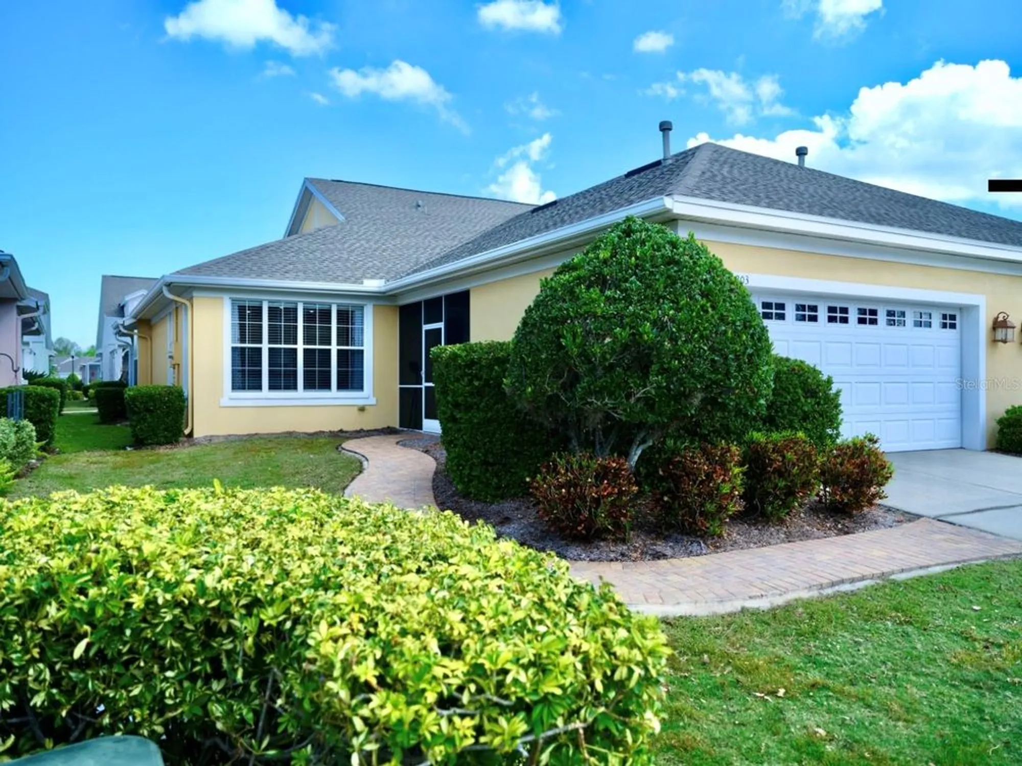 Property Slideshow image 41 of 57 | 203 oceania ct, Apollo Beach, FL, 33572