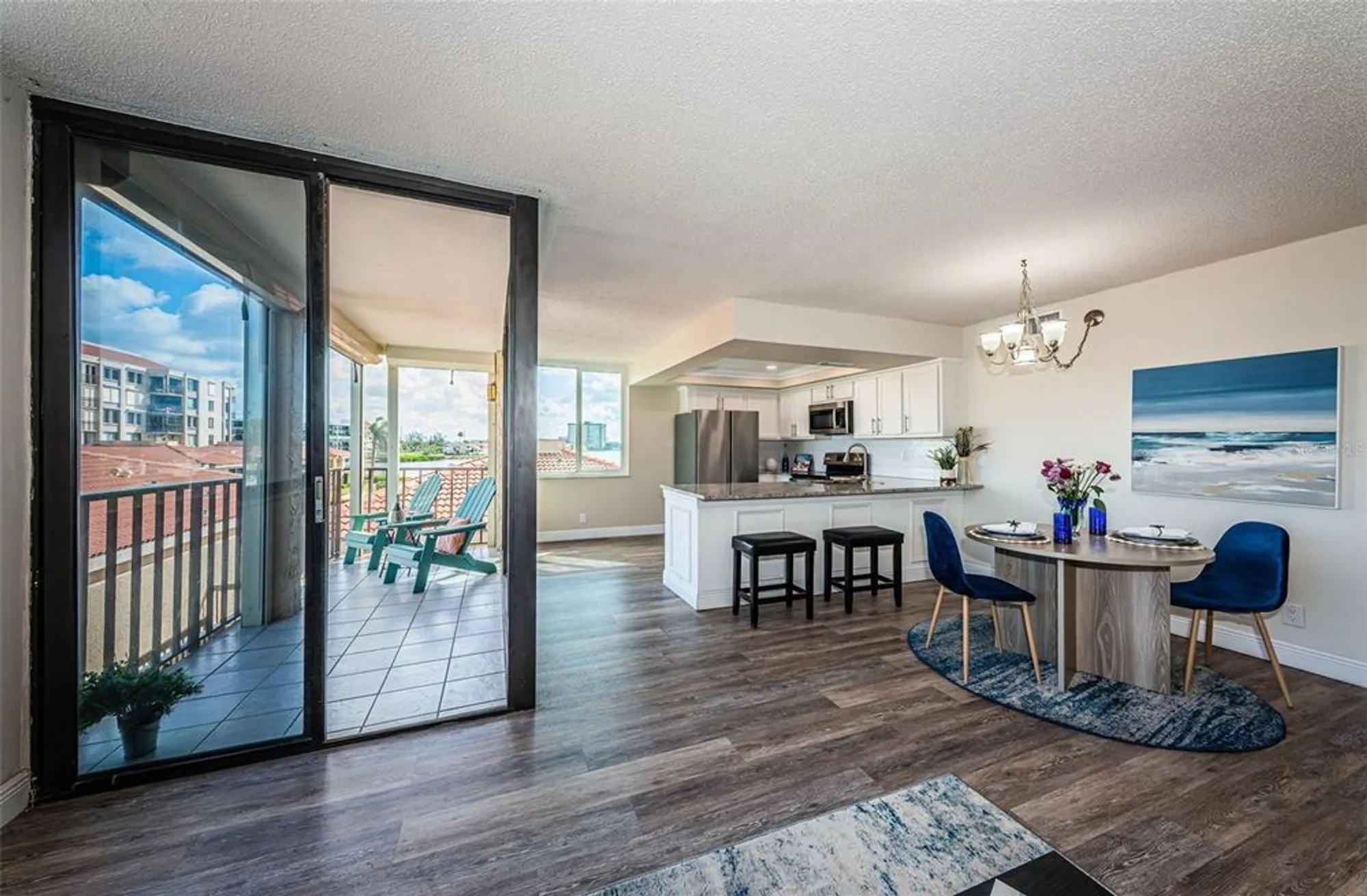 Property Slideshow image 14 of 62 | 6158 palma del mar blvd s apt 306, St Petersburg, FL, 33715