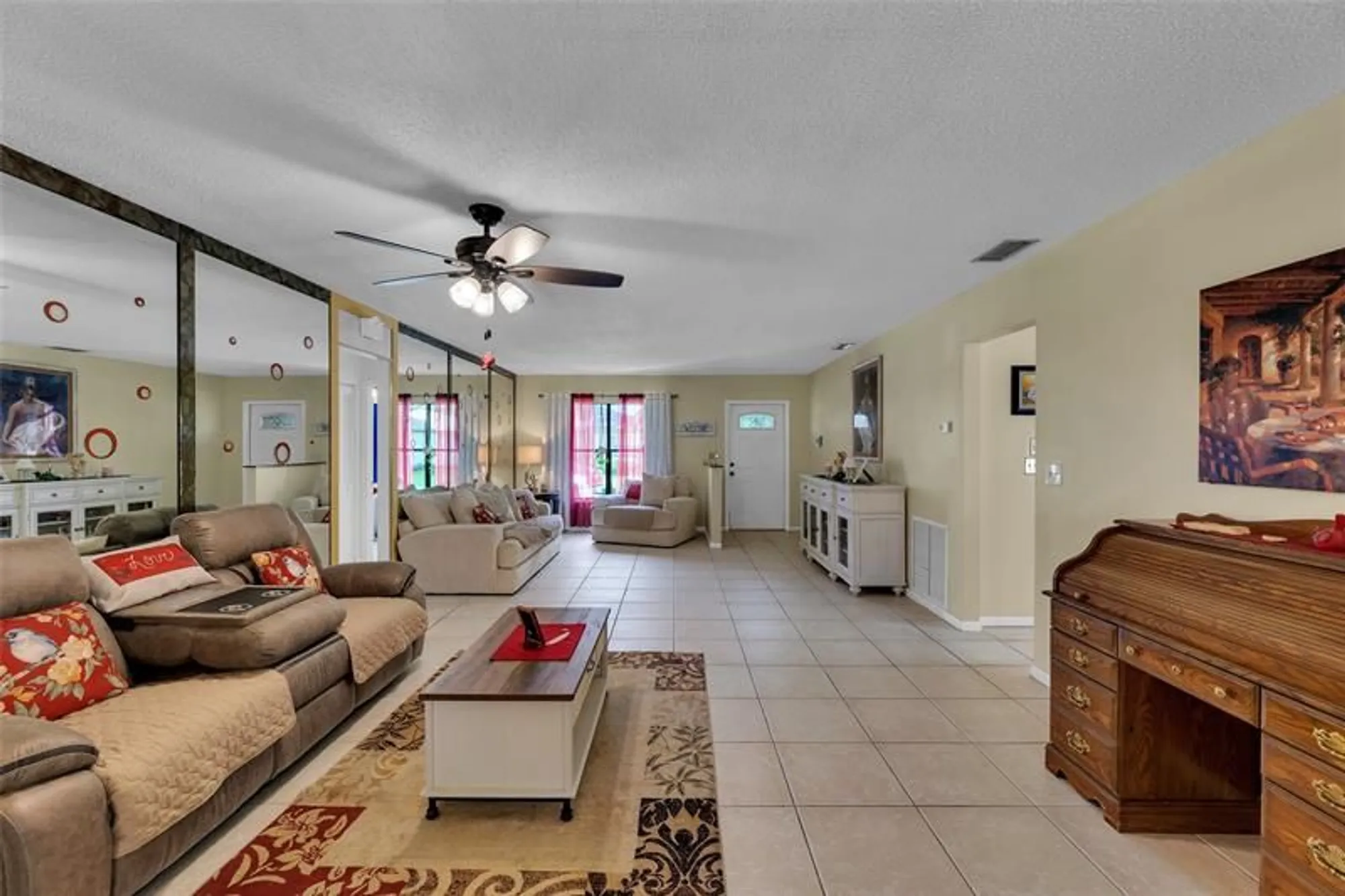 Property Slideshow image 18 of 50 | 9802 nw 75th ct, Tamarac, FL, 33321
