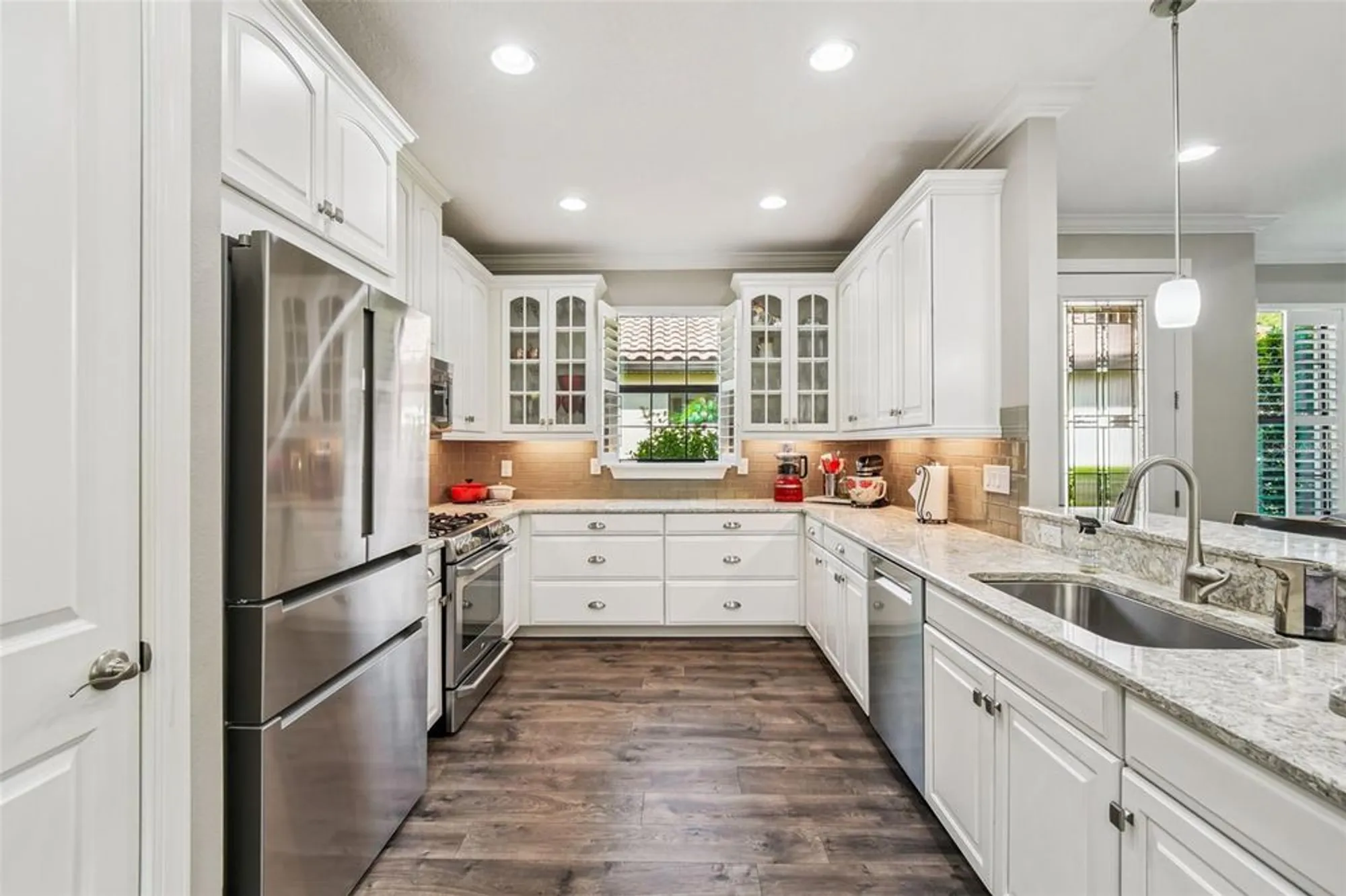 Property Slideshow image 24 of 70 | 11551 callisia dr, Odessa, FL, 33556