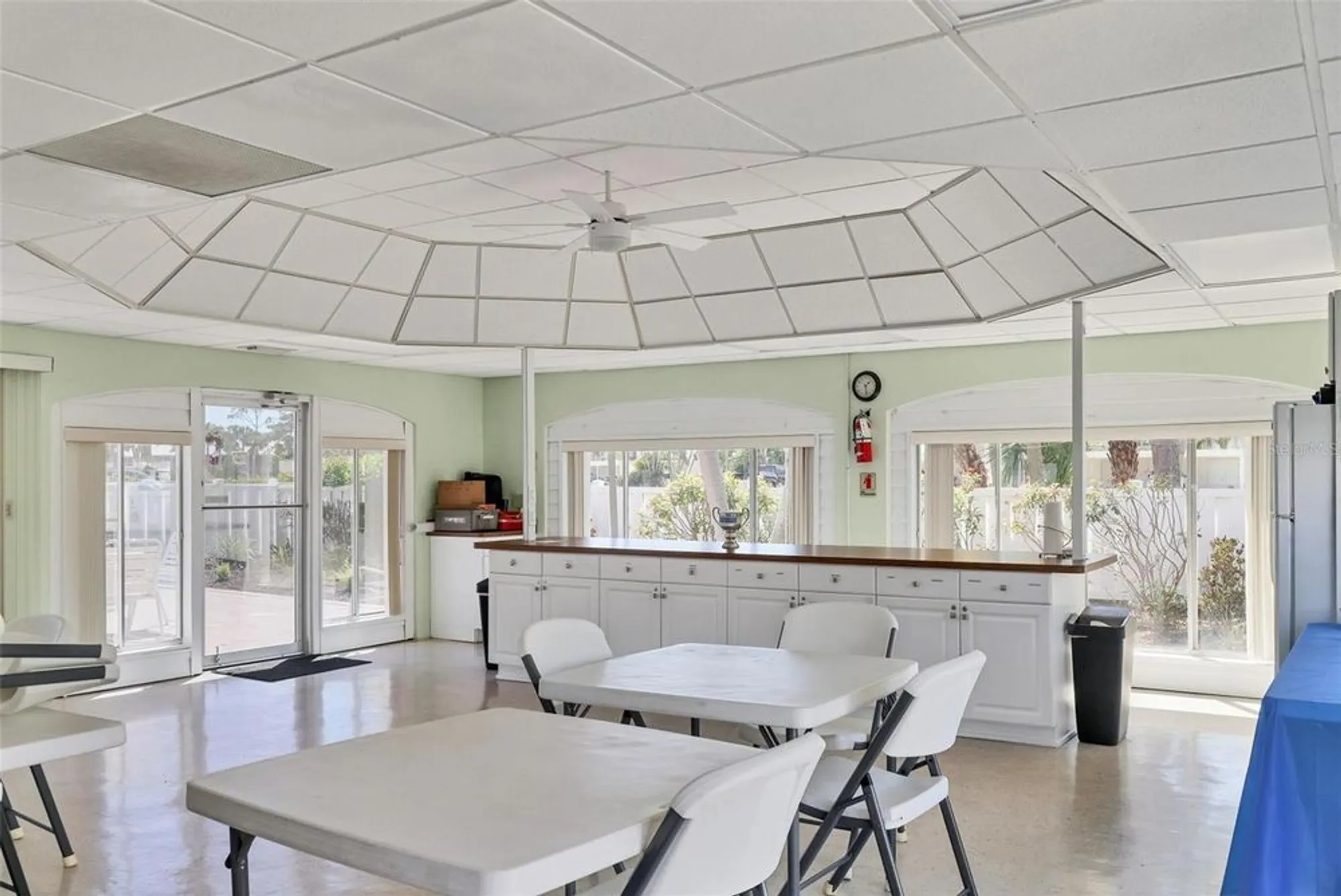 Property Slideshow image 16 of 25 | 404 cerromar cir 119, Venice, FL, 34293
