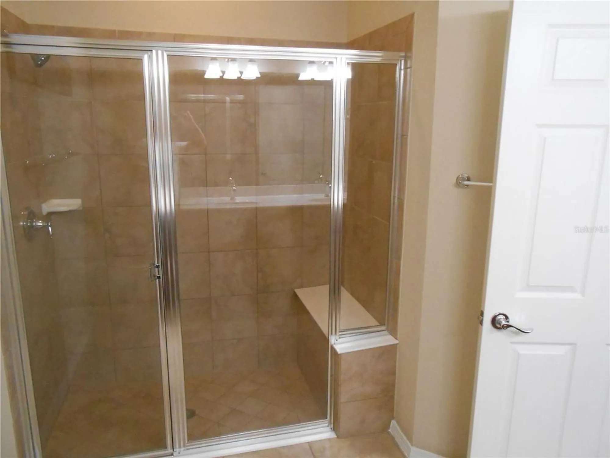 Property Slideshow image 48 of 61 | 344 mystic falls dr, Apollo Beach, FL, 33572
