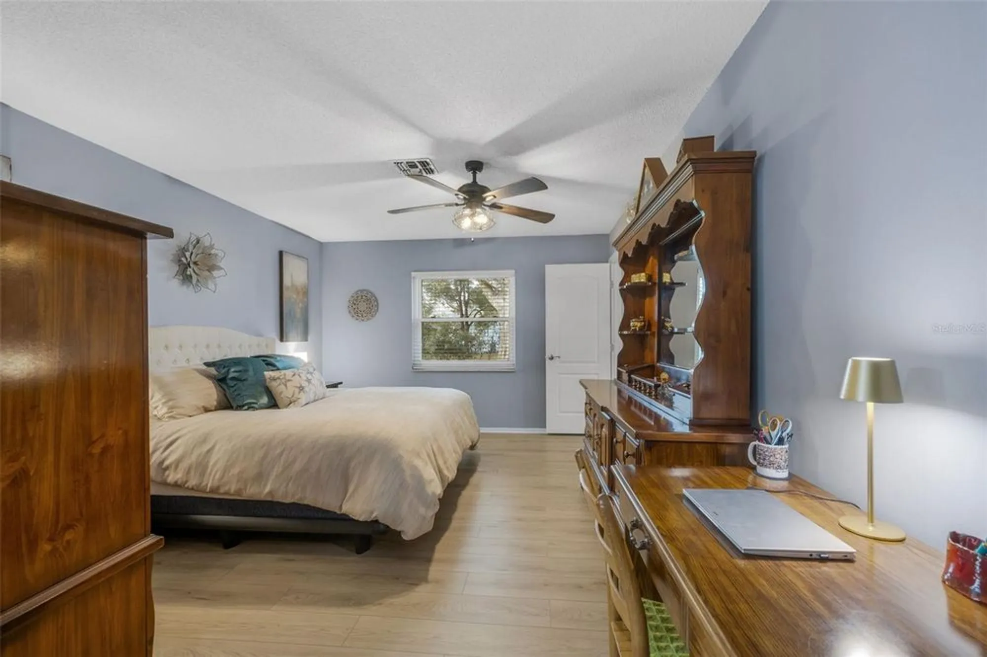 Property Slideshow image 19 of 87 | 4713 saint lawrence dr, New Port Richey, FL, 34655