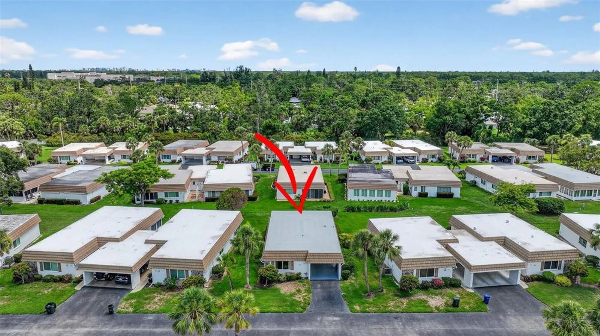 Property Slideshow image 29 of 34 | 2733 riverbluff pl v57, Sarasota, FL, 34231