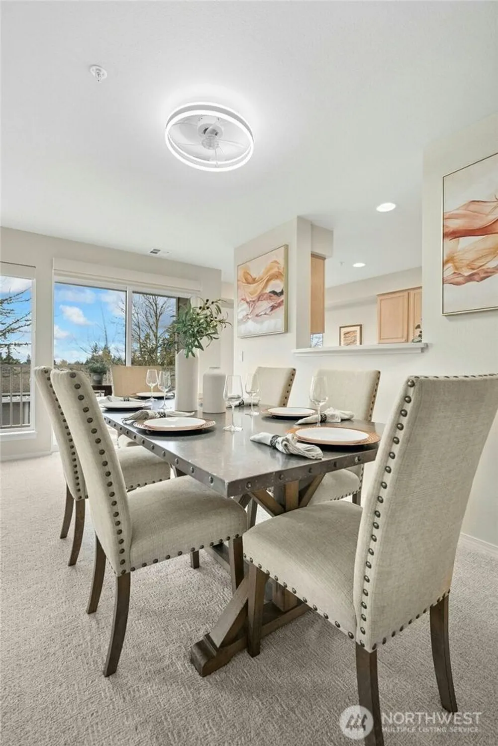 Property Slideshow image 3 of 31 | 22535 se highland cir 206, Issaquah, WA, 98029
