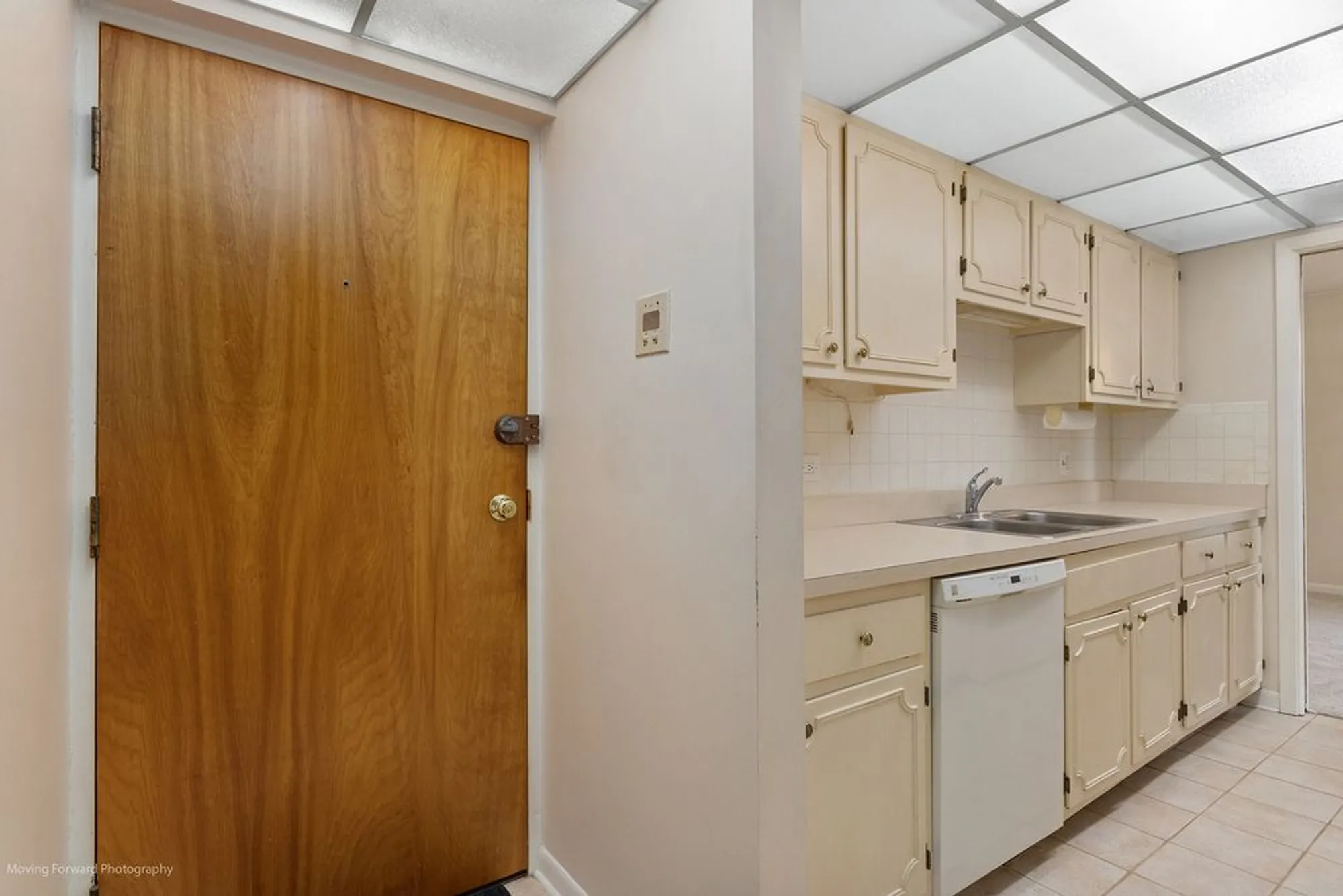 Property Slideshow image 13 of 36 | 2900 maple ave apt 13c, Downers Grove, IL, 60515