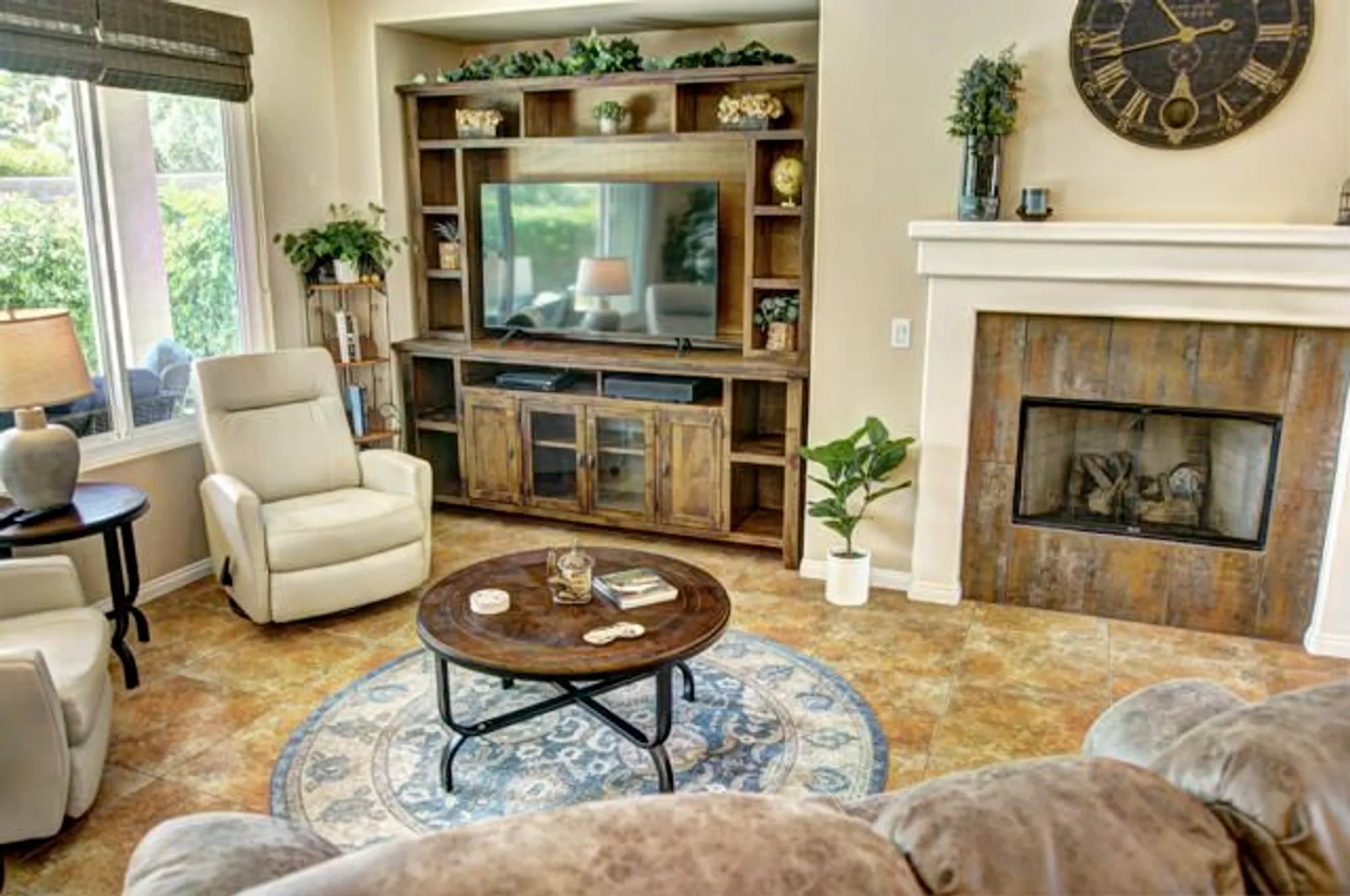 Property Slideshow image 8 of 29 | 81631 prism dr, La Quinta, CA, 92253