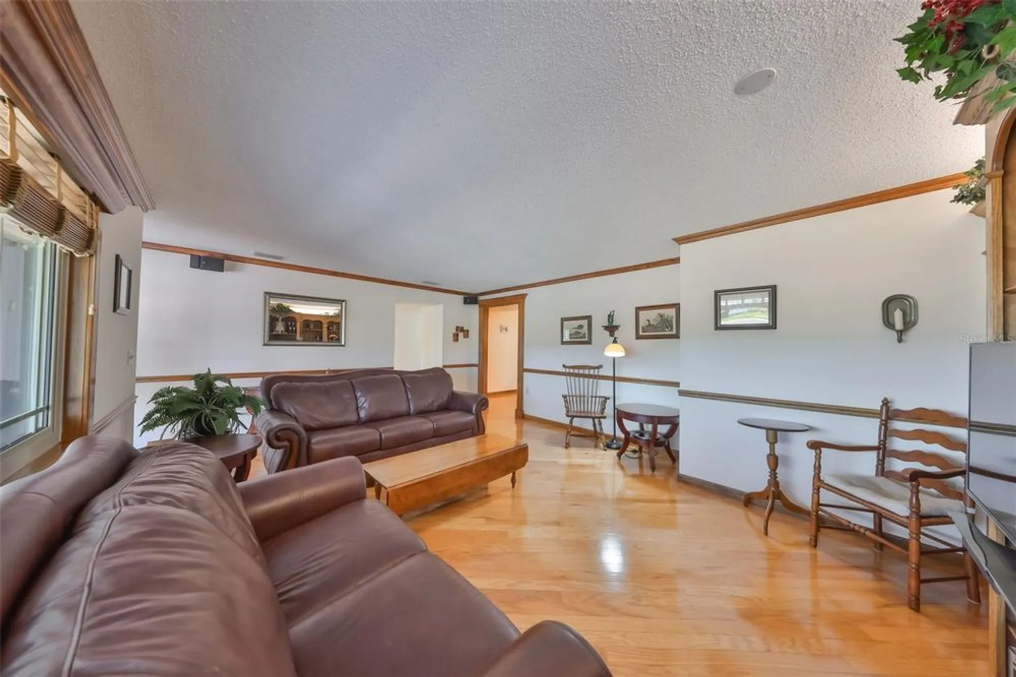 Property Slideshow image 12 of 52 | 1818 danbury dr, Sun City Center, FL, 33573