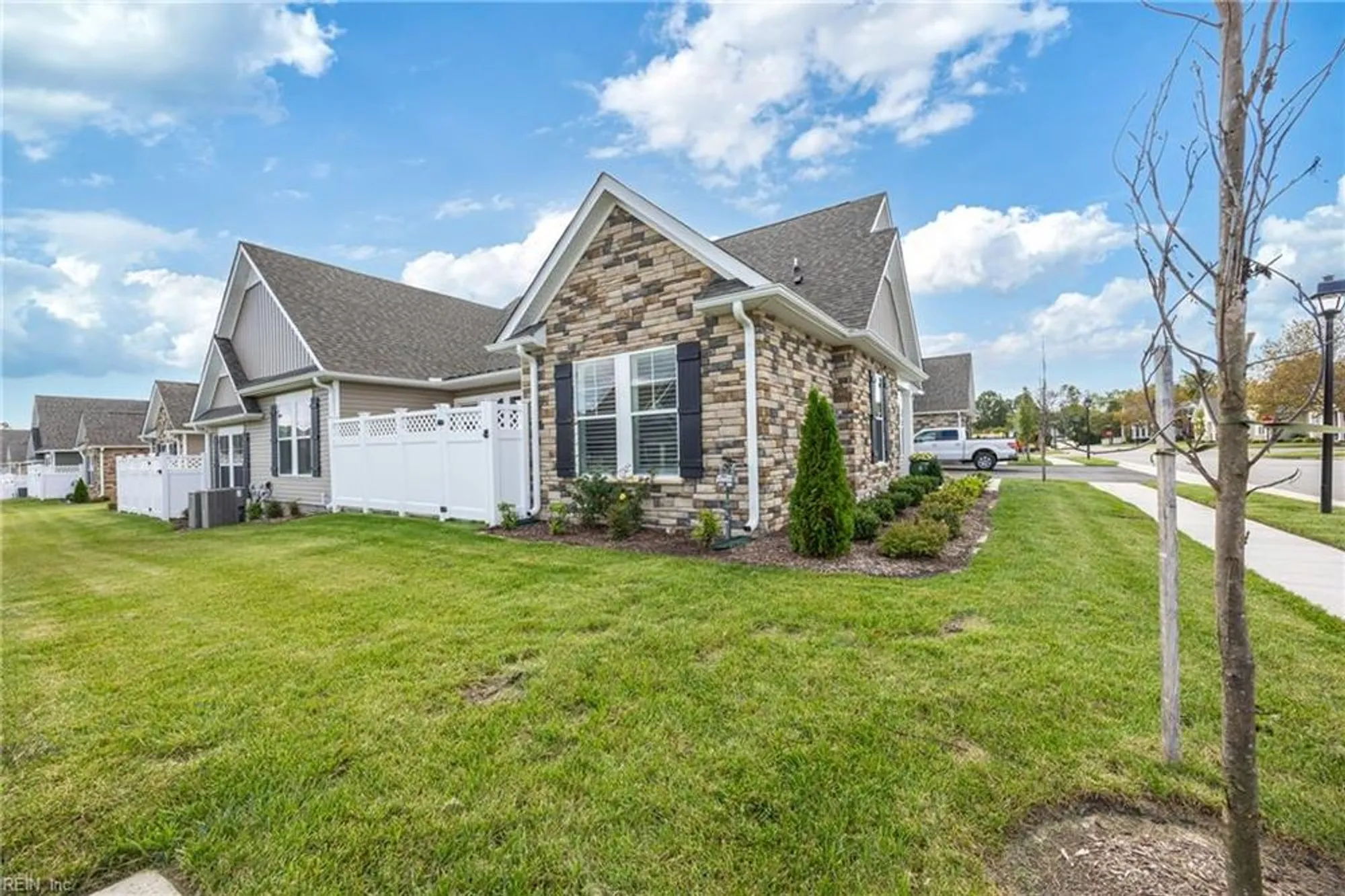Property Slideshow image 39 of 47 | 204 cathedral st, Smithfield, VA, 23430