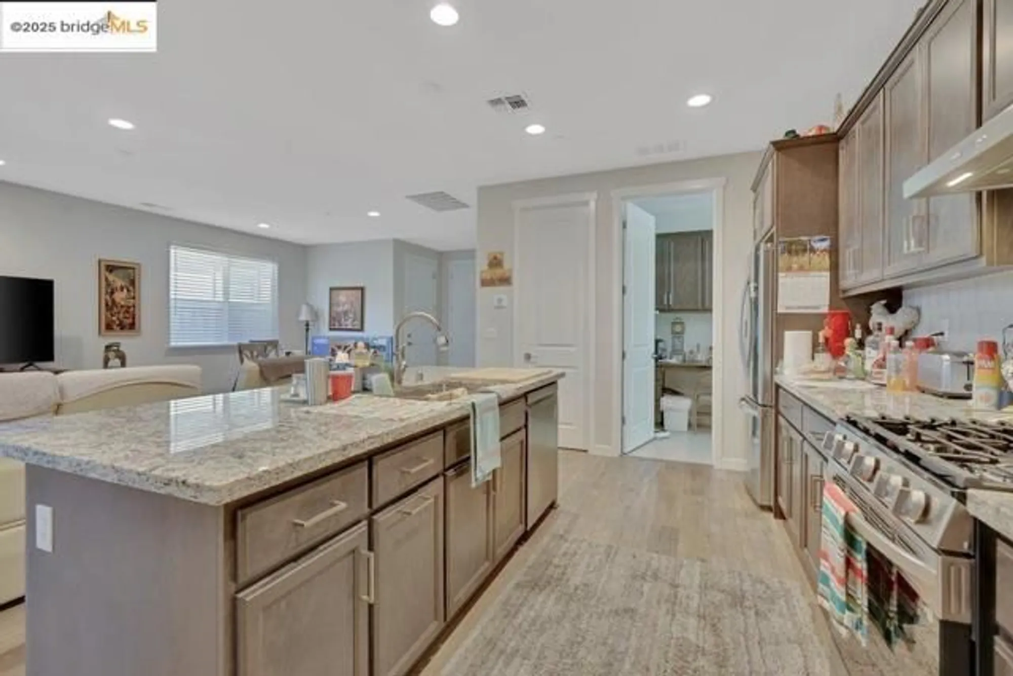 Property Slideshow image 13 of 27 | 2323 espana ln, Rio Vista, CA, 94571