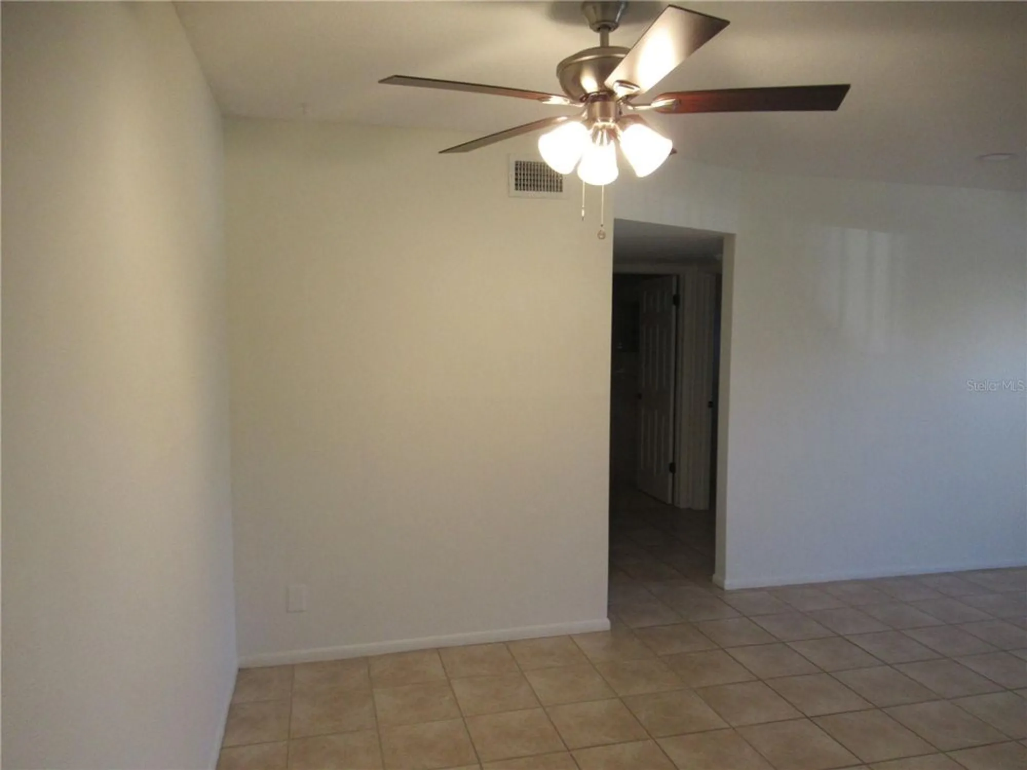 Property Slideshow image 3 of 23 | 2073 denmark st 5, Clearwater, FL, 33763