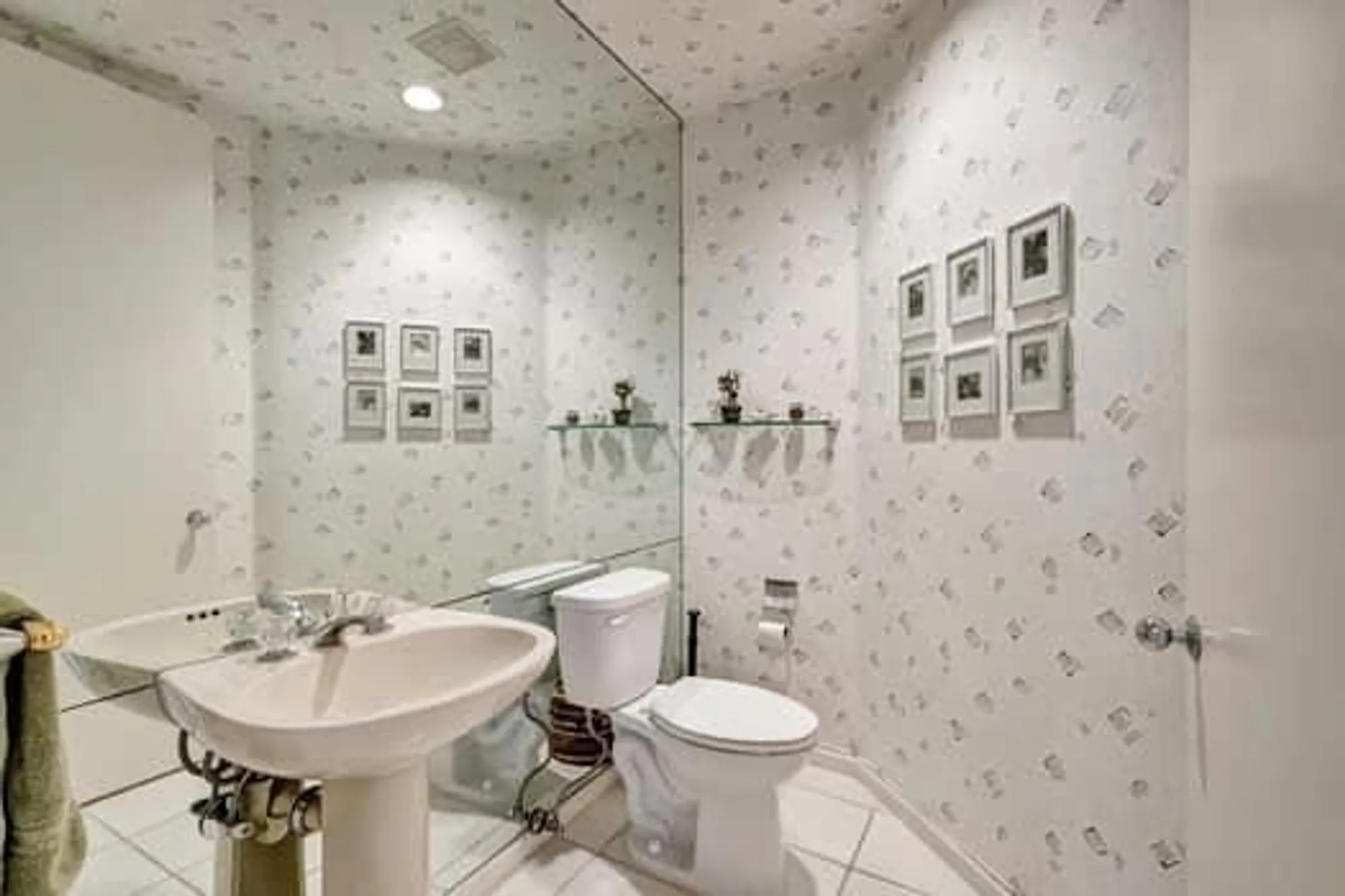 Property Slideshow image 39 of 55 | 11917 fountainside cir, Boynton Beach, FL, 33437