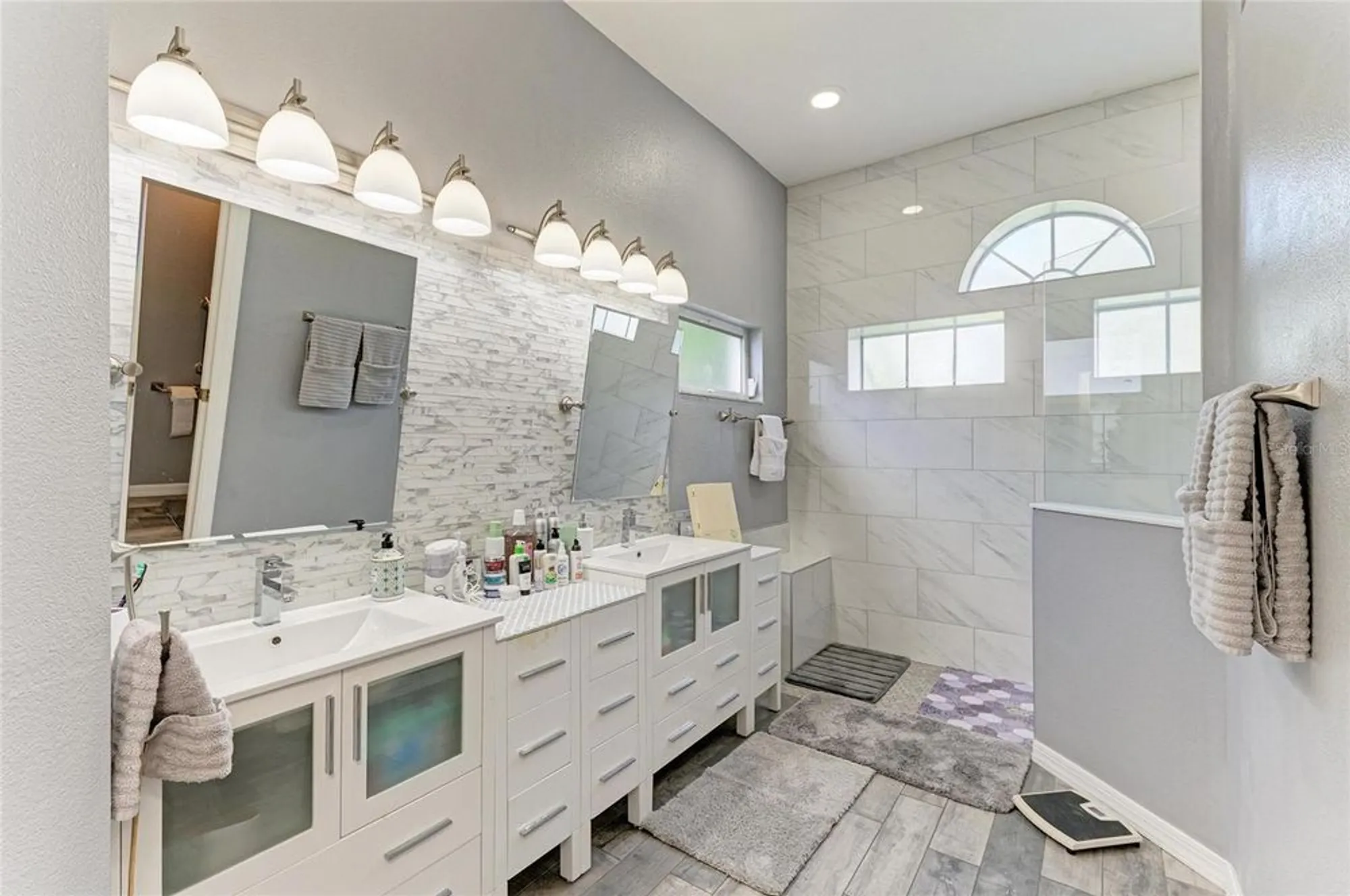 Property Slideshow image 29 of 51 | 5386 creekside trl, Sarasota, FL, 34243