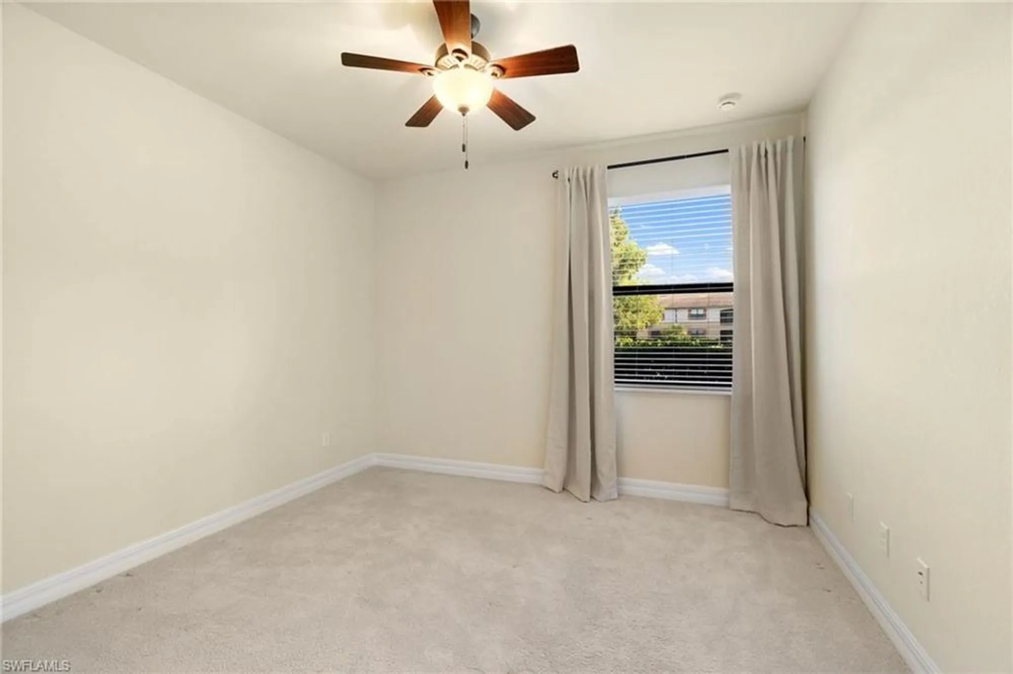 Property Slideshow image 22 of 47 | 28591 westmeath ct, Bonita Springs, FL, 34135