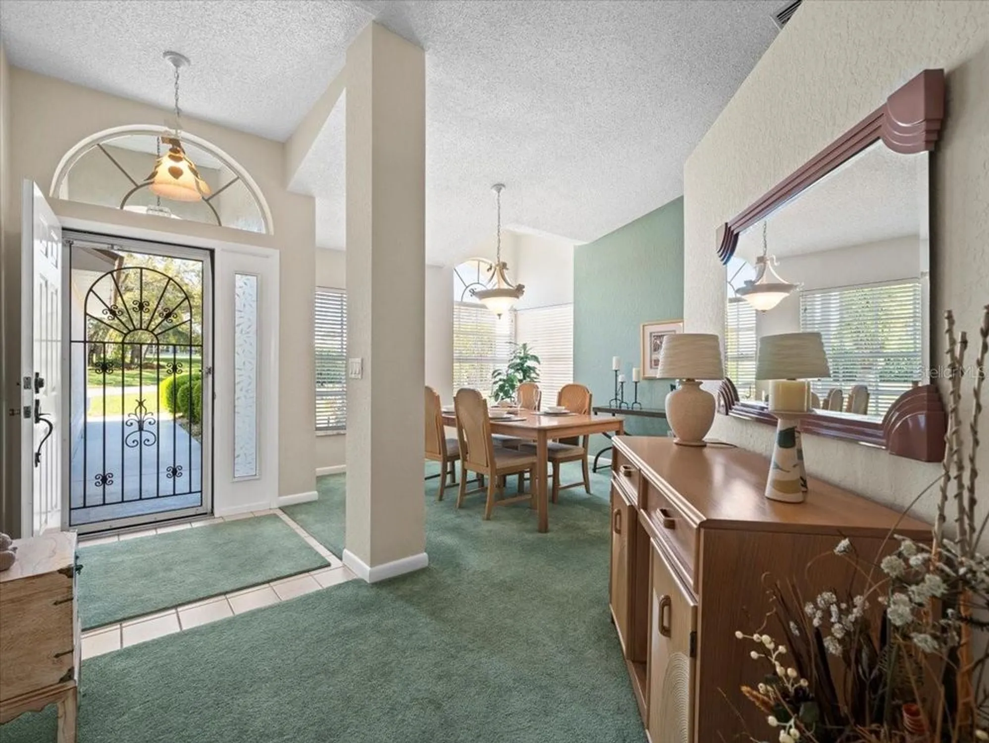 Property Slideshow image 7 of 58 | 9355 french quarters cir, Weeki Wachee, FL, 34613