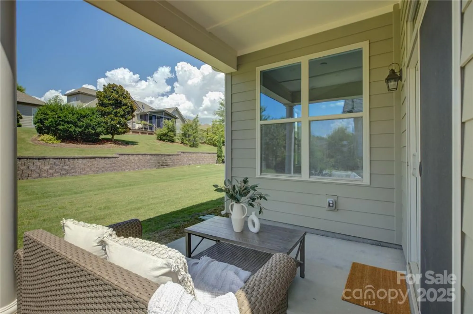 Property Slideshow image 41 of 48 | 14916 creeks edge dr, Charlotte, NC, 28278