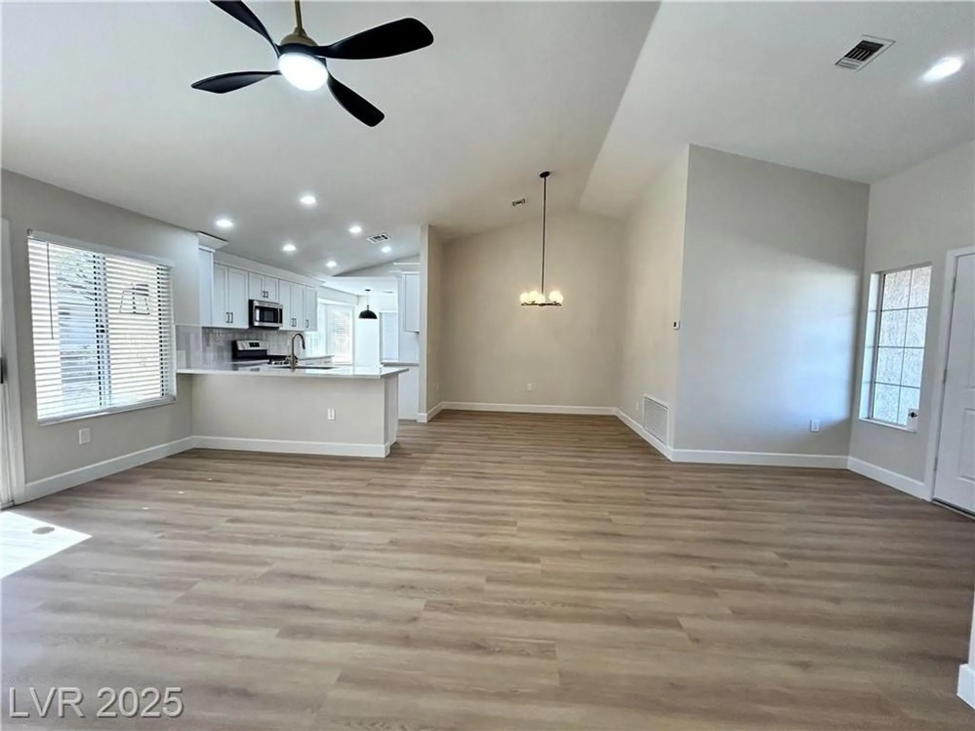 Property Slideshow image 7 of 31 | 8513 festival dr, Las Vegas, NV, 89134
