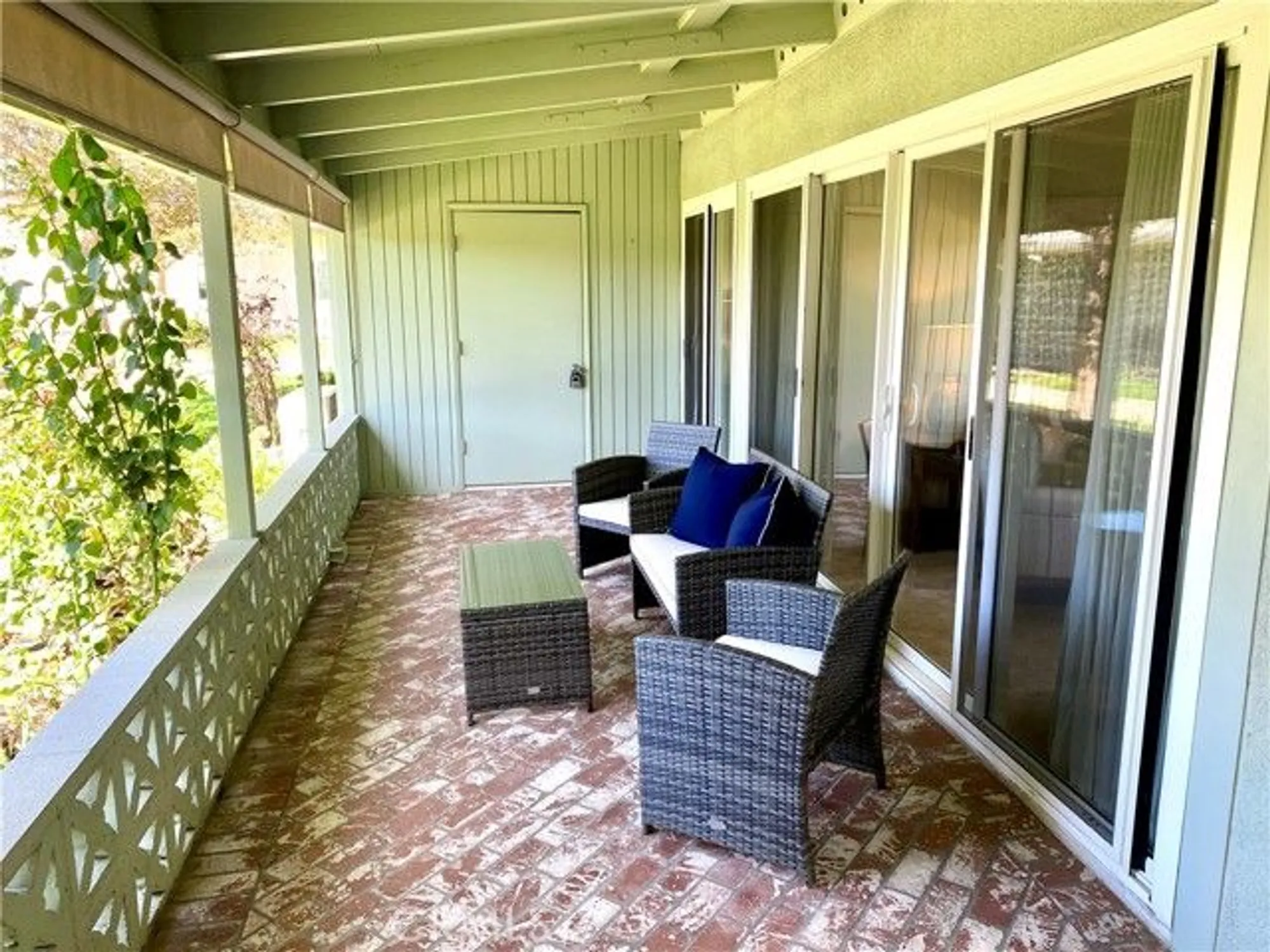 Property Slideshow image 6 of 32 | 1241 knollwood rd apt 46e, Seal Beach, CA, 90740