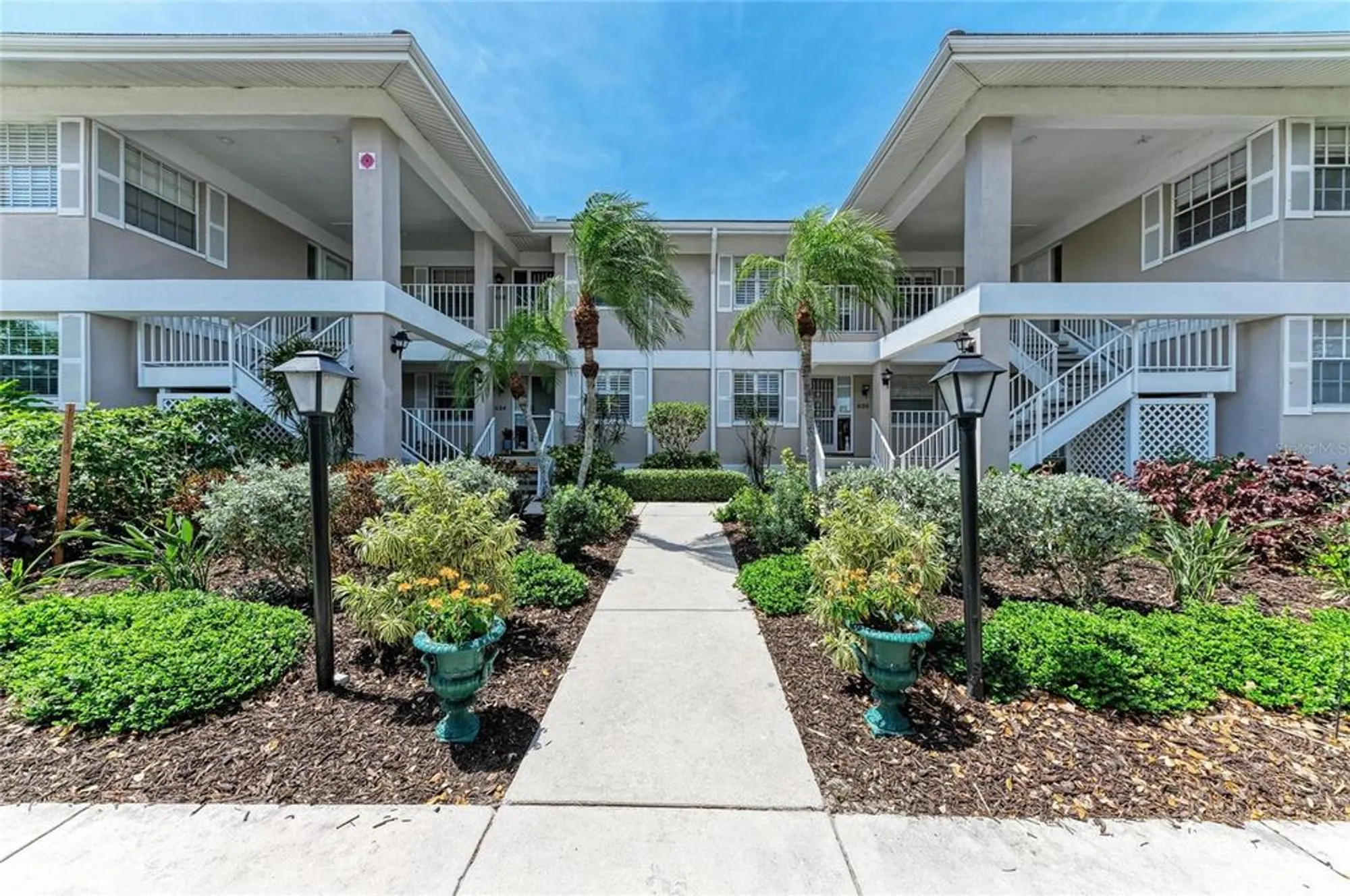 Property Slideshow image 6 of 66 | 628 estuary dr, Bradenton, FL, 34209