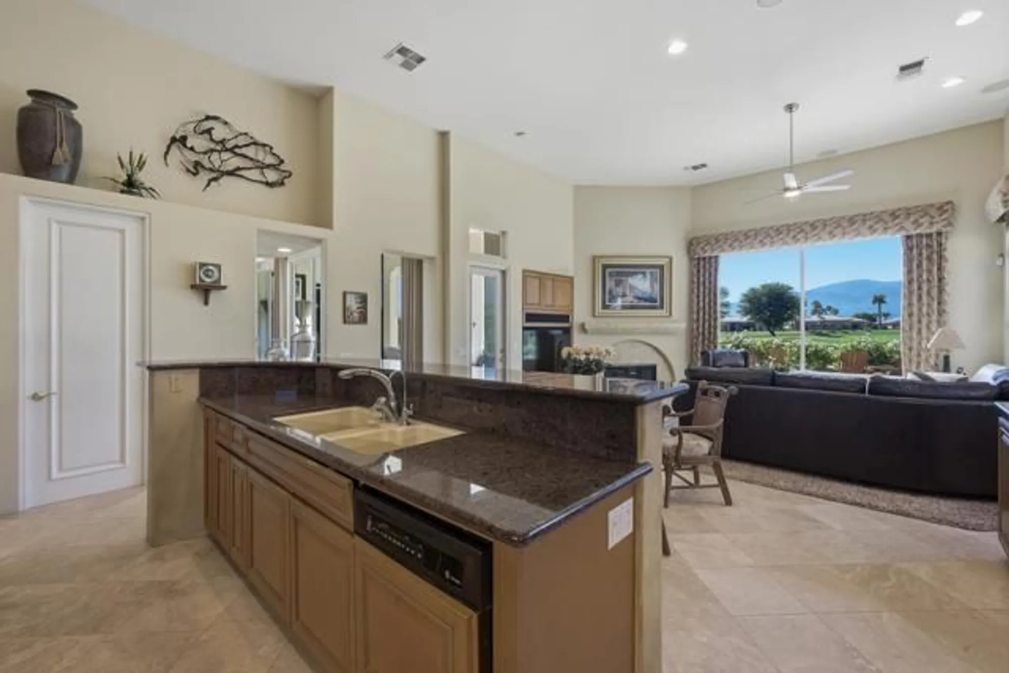 Property Slideshow image 19 of 52 | 81105 legends way, La Quinta, CA, 92253