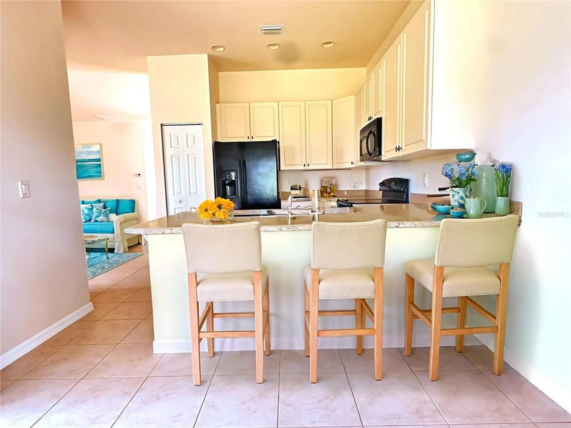 Property Slideshow image 8 of 14 | 4950 sandy brook cir, Wimauma, FL, 33598