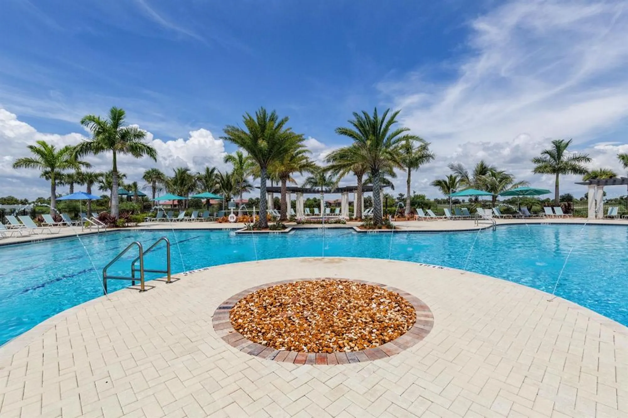 Property Slideshow image 46 of 99 | 10132 colubrina dr, Venice, FL, 34293