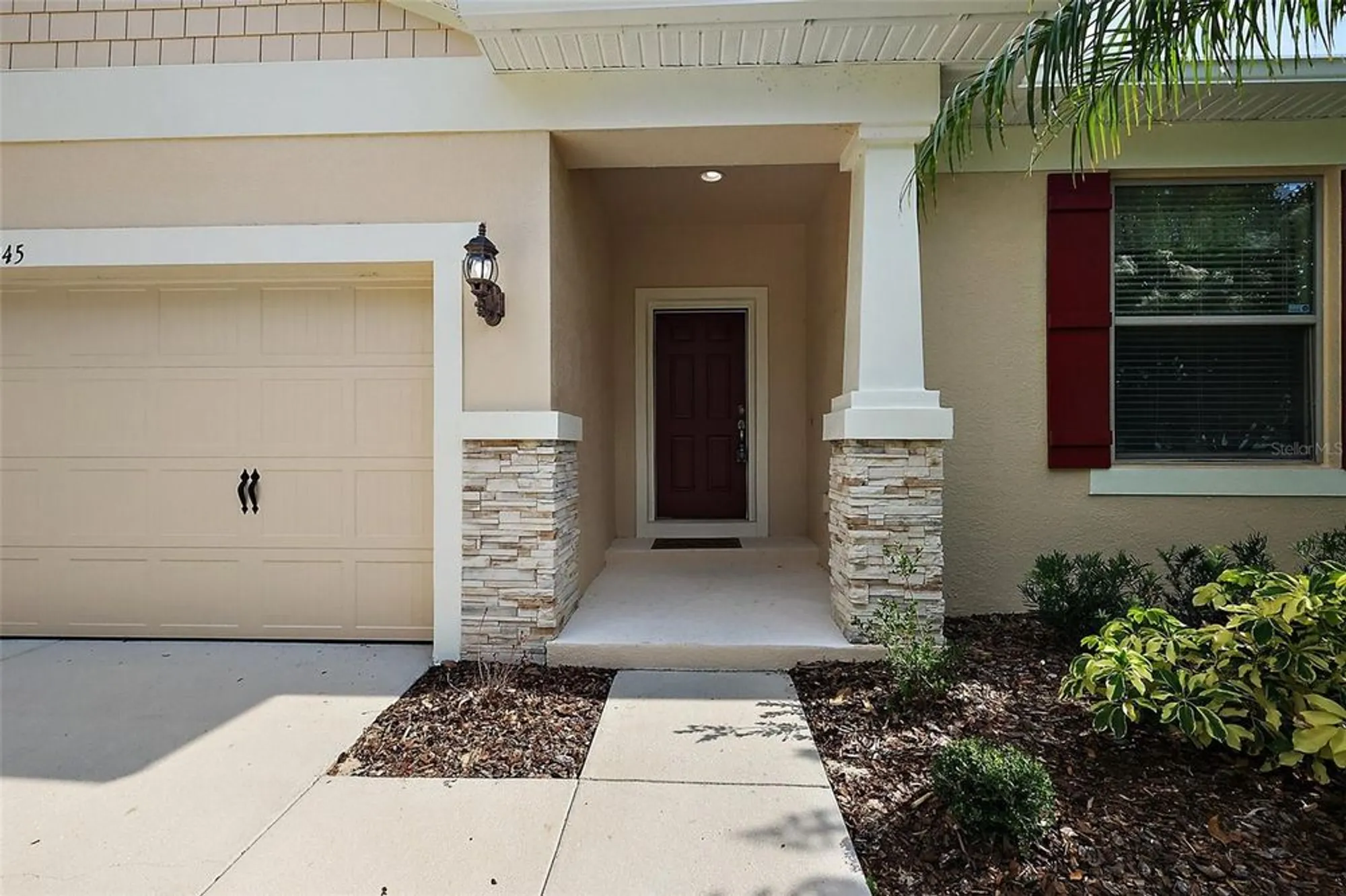 Property Slideshow image 2 of 37 | 20945 oldenburg loop, Mount Dora, FL, 32757
