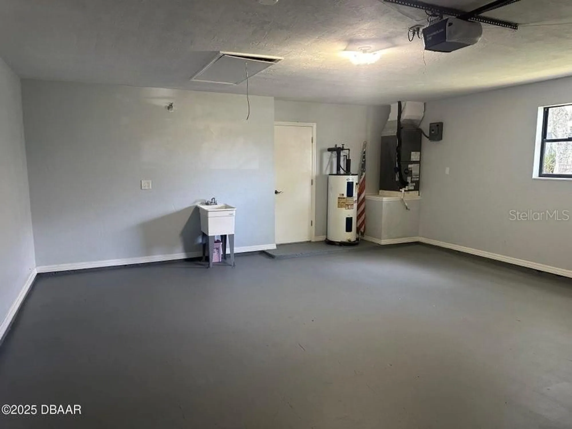 Property Slideshow image 16 of 17 | 257 gull dr, Daytona Beach, FL, 32119