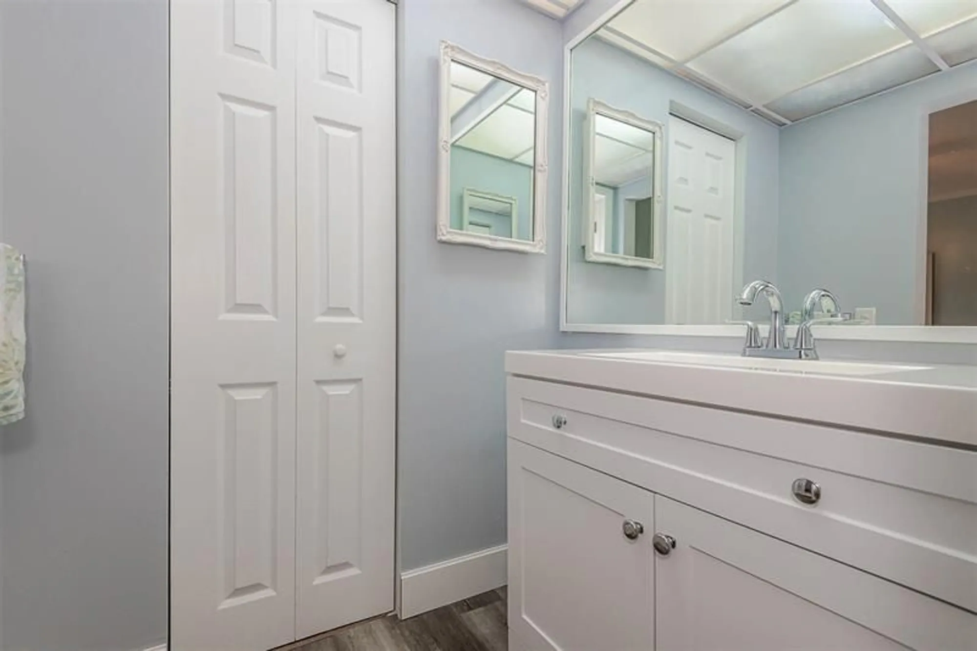 Property Slideshow image 21 of 36 | 3071 nw 47th ter 317, Lauderdale Lakes, FL, 33313