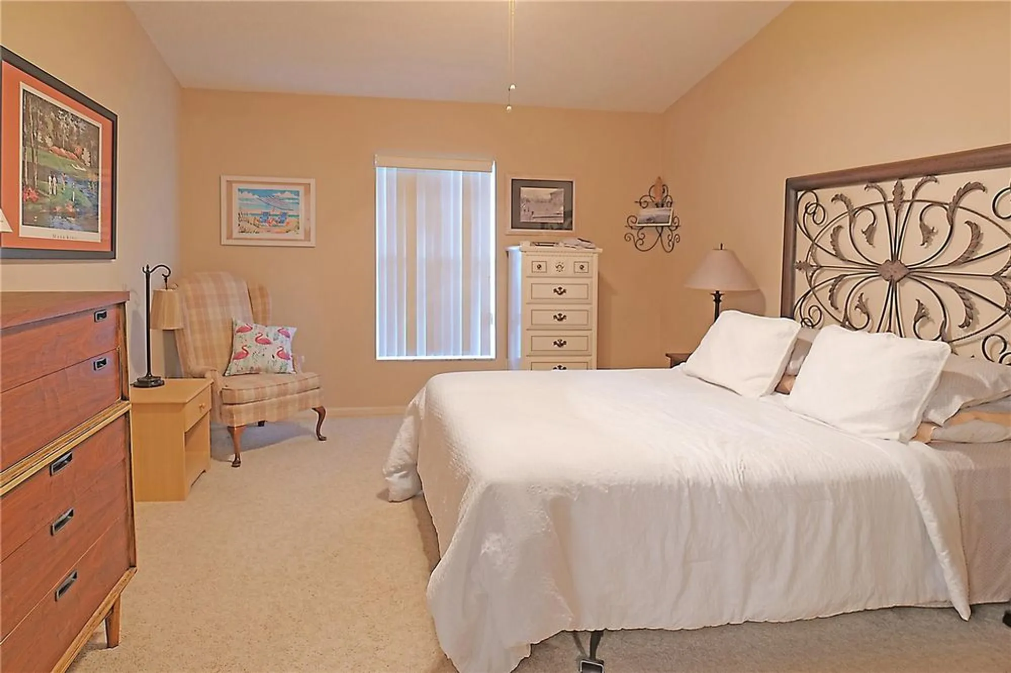 Property Slideshow image 16 of 47 | 25327 temple ct, Leesburg, FL, 34748