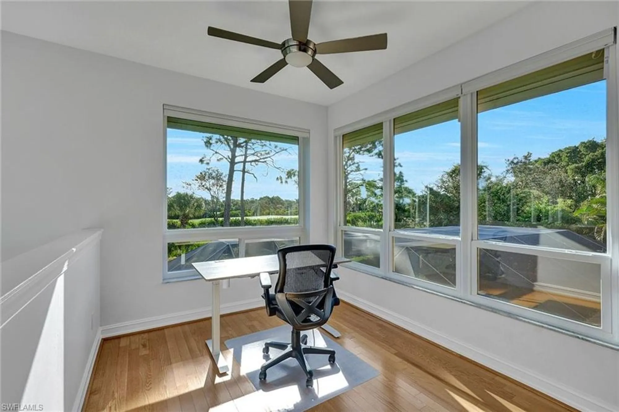 Property Slideshow image 33 of 50 | 25011 goldcrest dr, Bonita Springs, FL, 34134