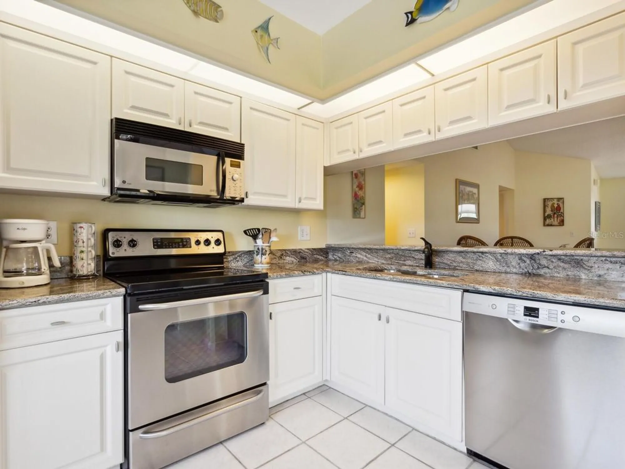 Property Slideshow image 14 of 43 | 5228 landings blvd 202, Sarasota, FL, 34231