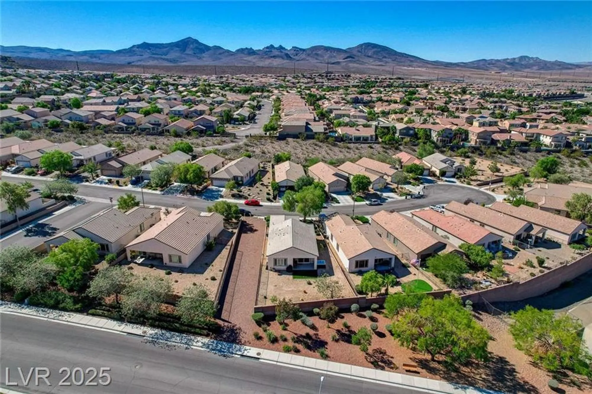 Property Slideshow image 59 of 72 | 2576 binary stars st, Henderson, NV, 89044
